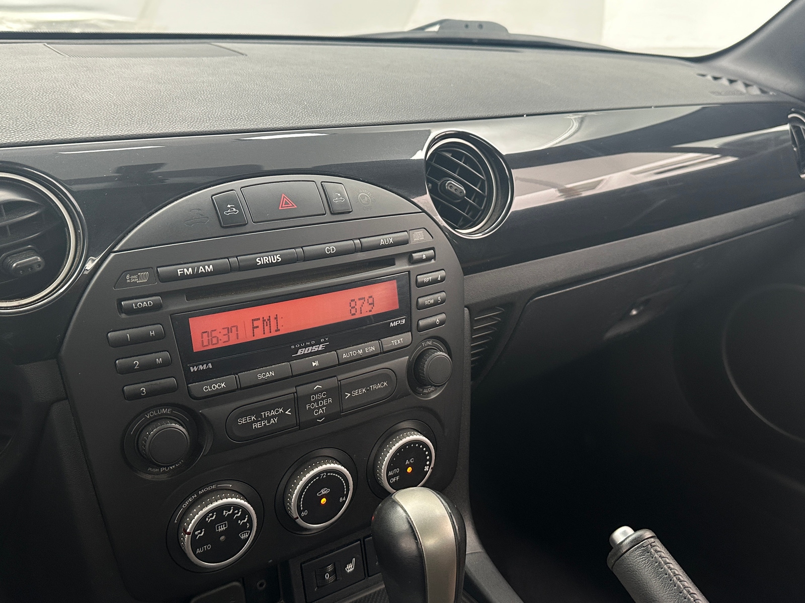 Thumbnail: 2014 Mazda MX-5 Miata - 3