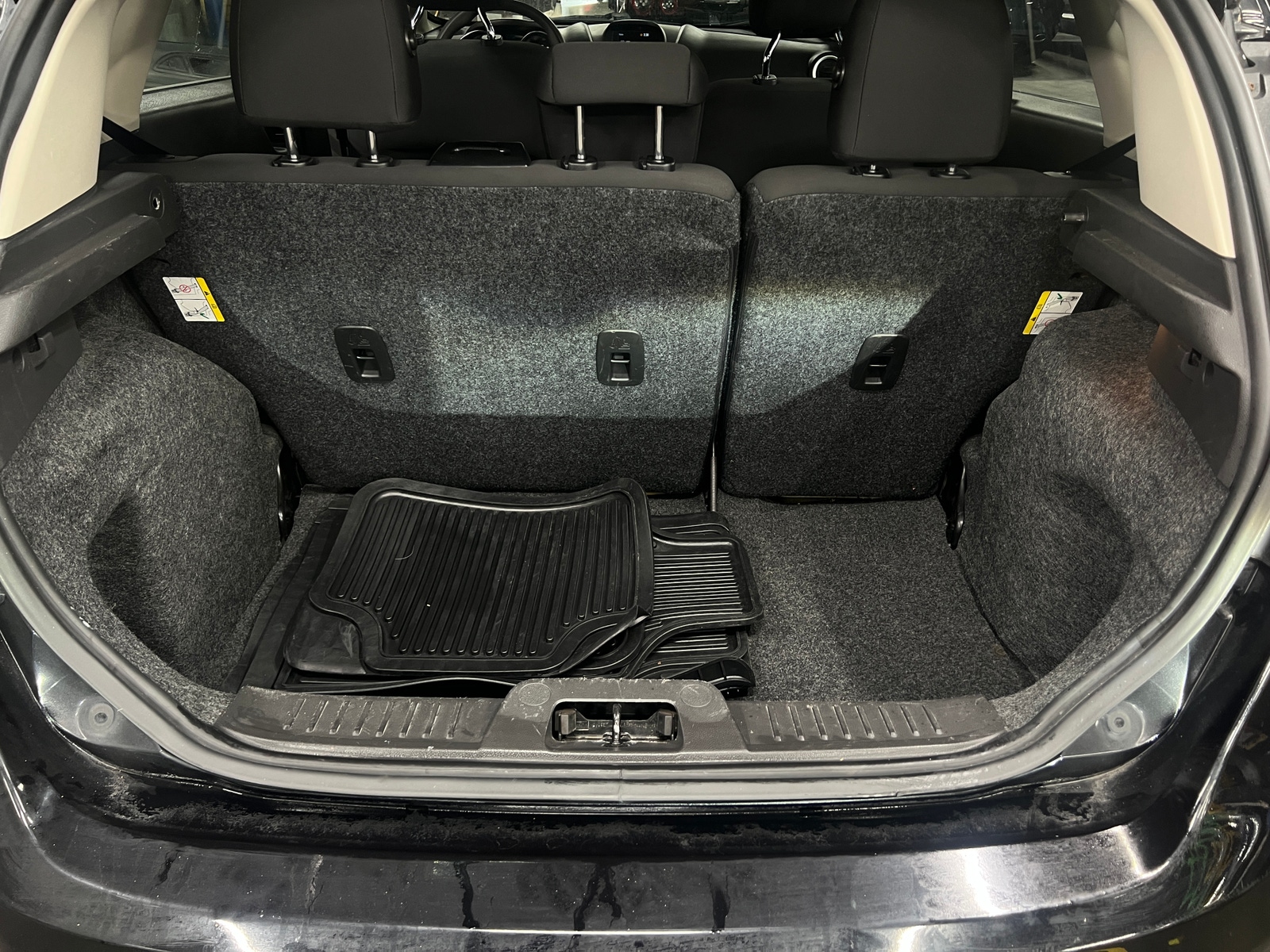 Thumbnail: 2019 Ford Fiesta - 7