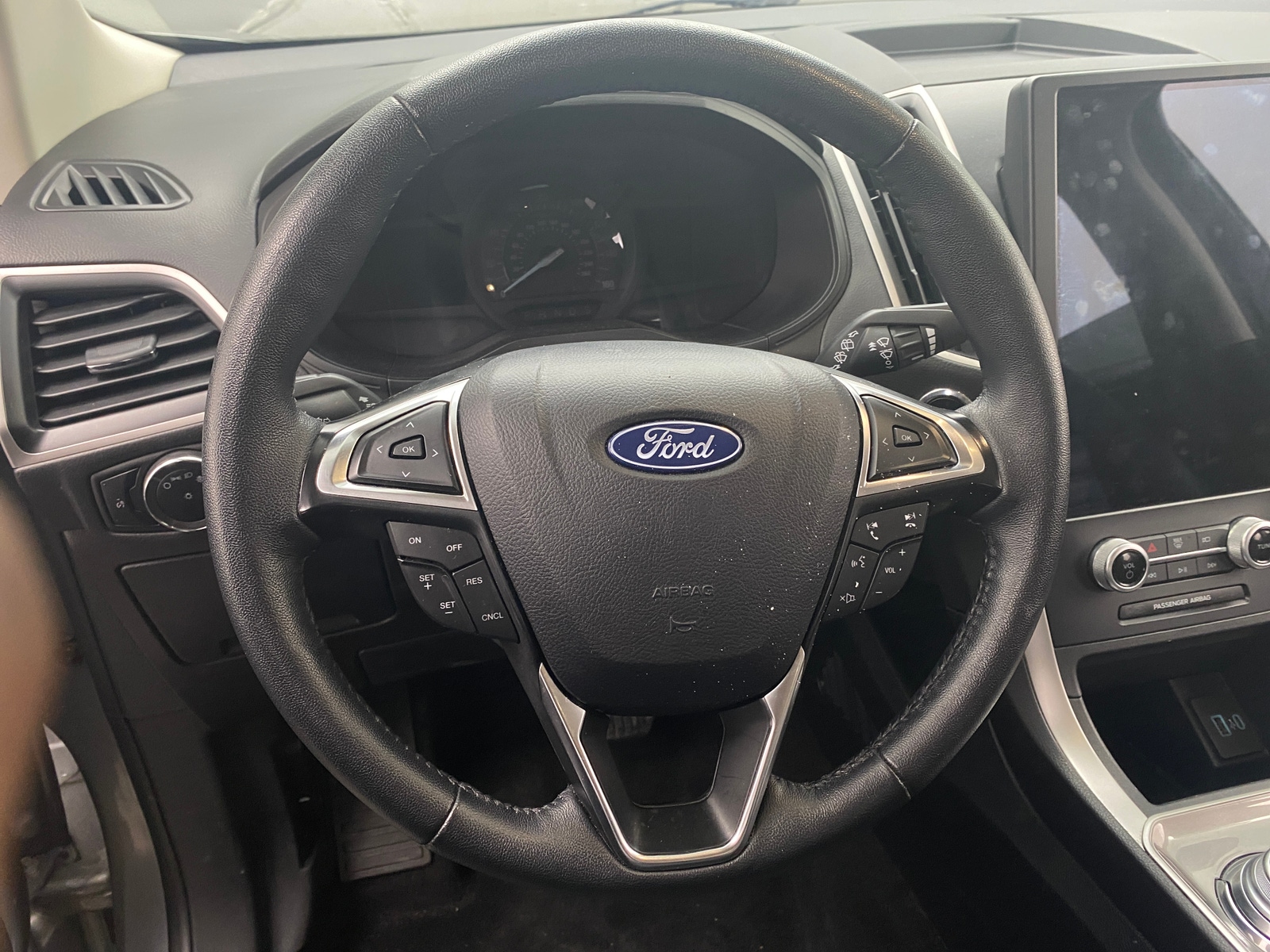 Thumbnail: 2024 Ford Edge - 5