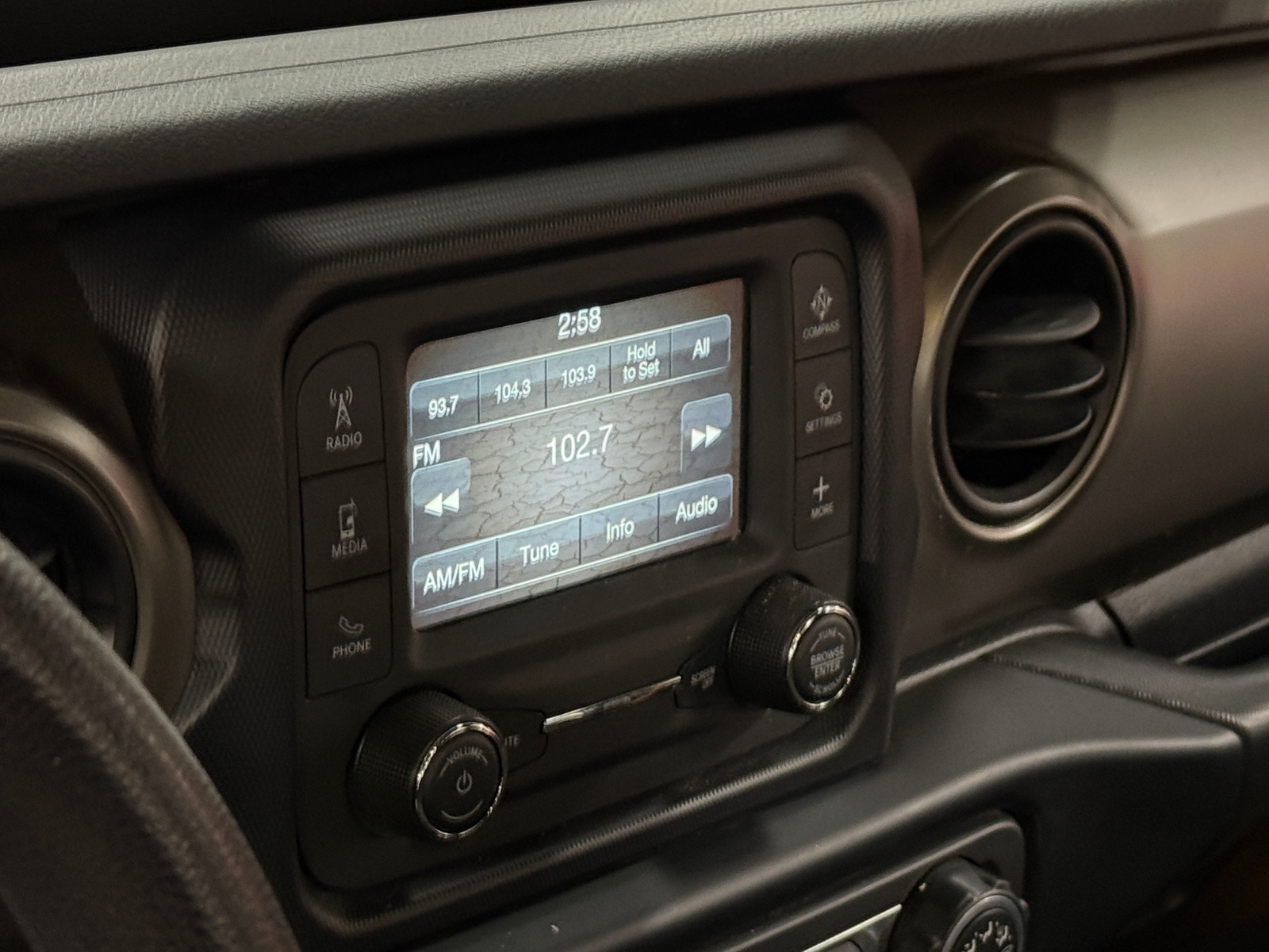 Thumbnail: 2019 Jeep Wrangler - 4