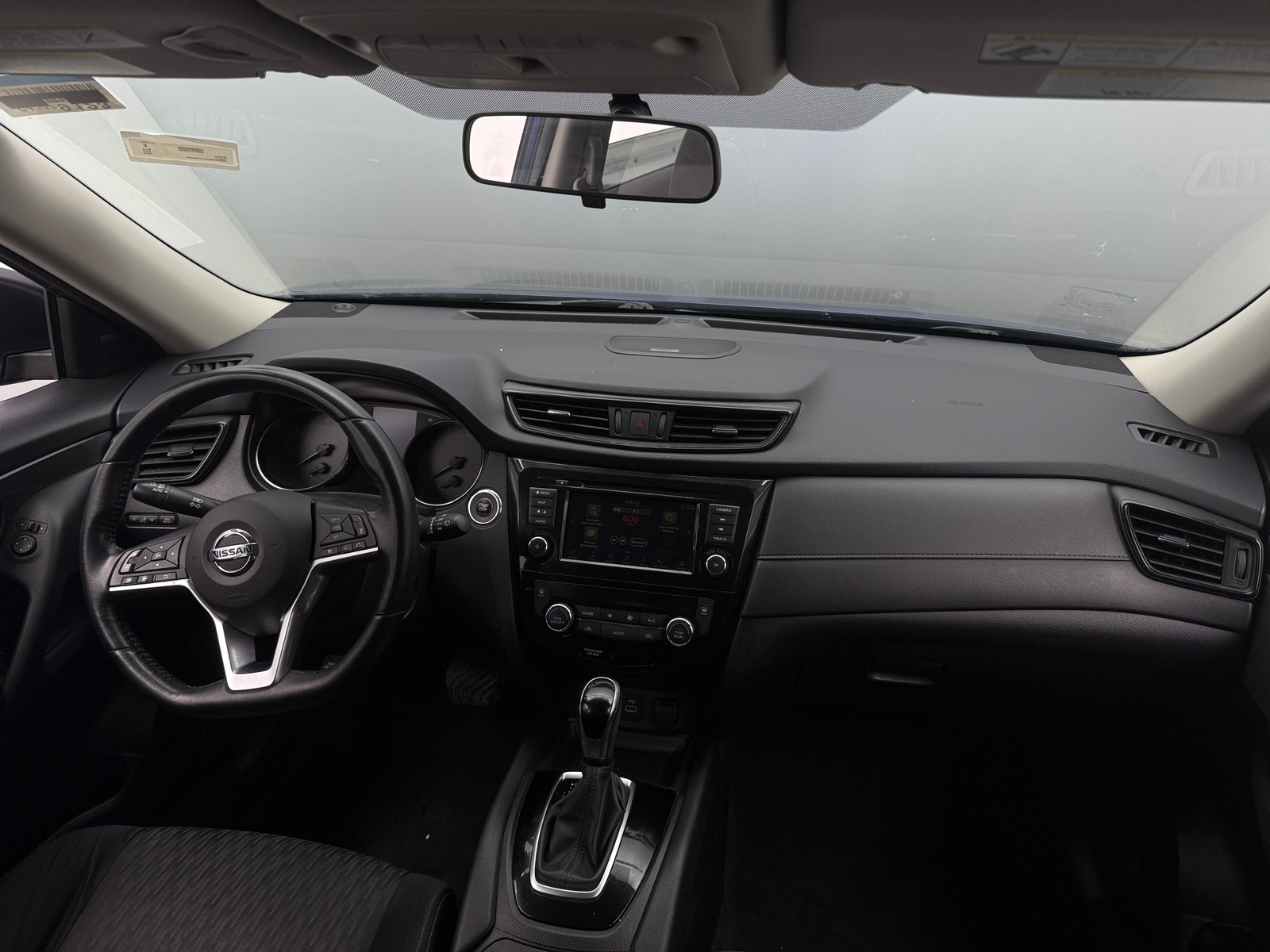 Thumbnail: 2018 Nissan Rogue - 3