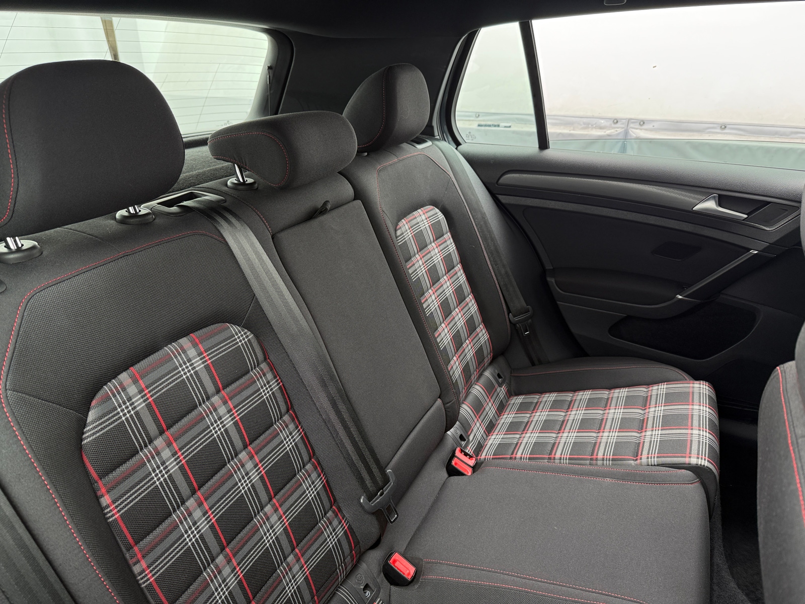 Thumbnail: 2020 Volkswagen Golf - 6