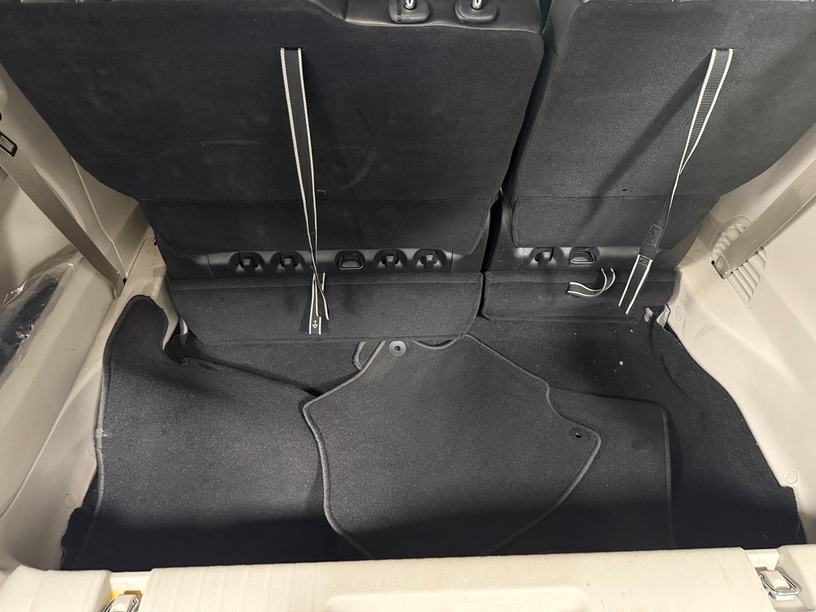 Thumbnail: 2024 Chrysler Pacifica - 6