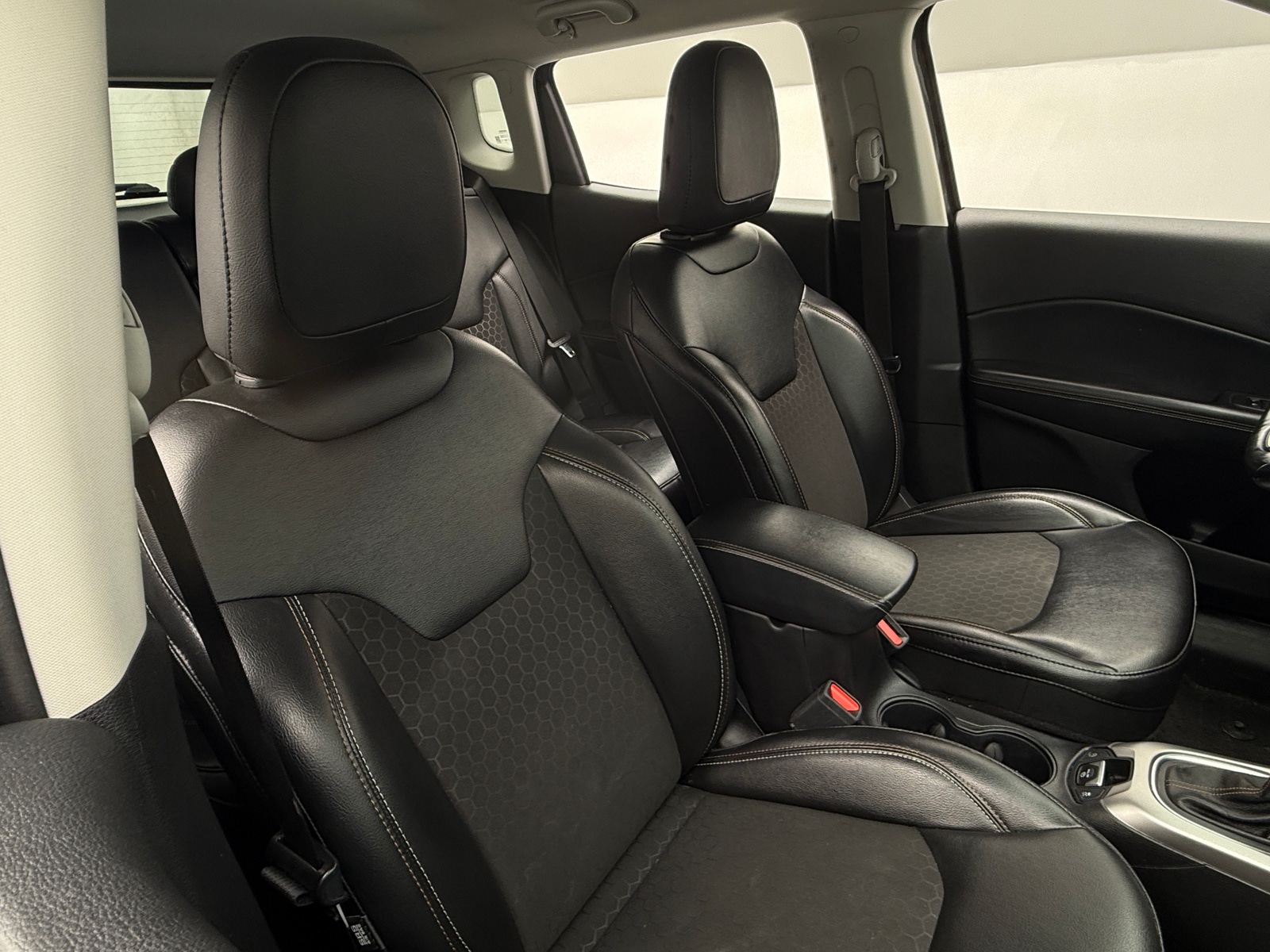 Thumbnail: 2020 Jeep Compass - 2