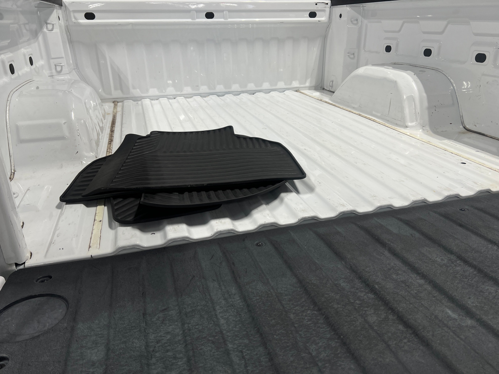 Thumbnail: 2019 Chevrolet Silverado 1500 - 7