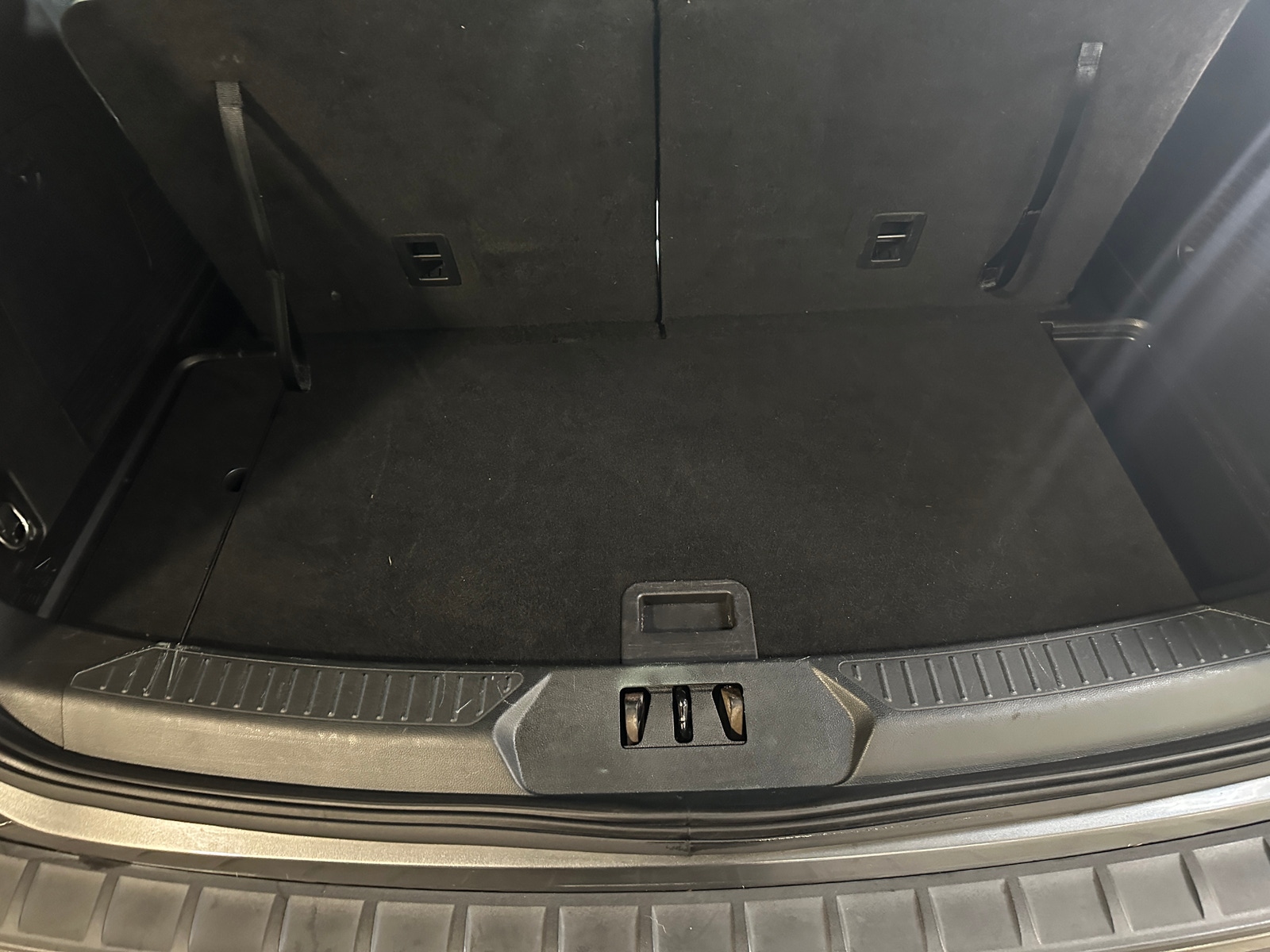 Thumbnail: 2020 Ford Explorer - 7