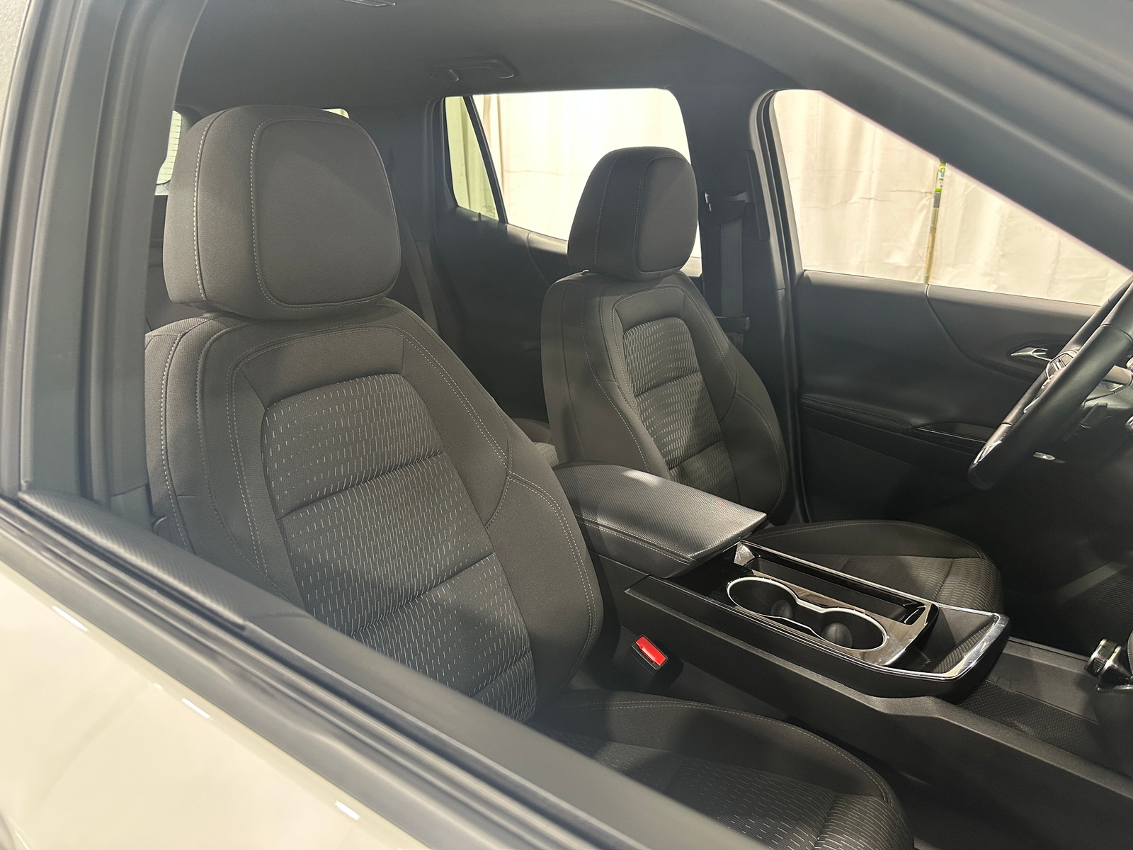 Thumbnail: 2025 Chevrolet Equinox - 2