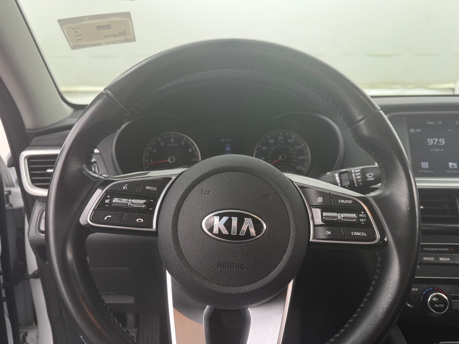 Thumbnail: 2019 Kia Optima - 4