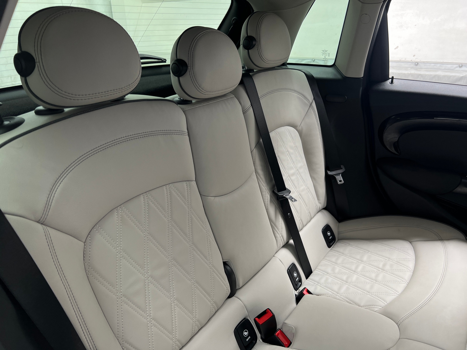 Thumbnail: 2021 MINI Cooper Hardtop - 5