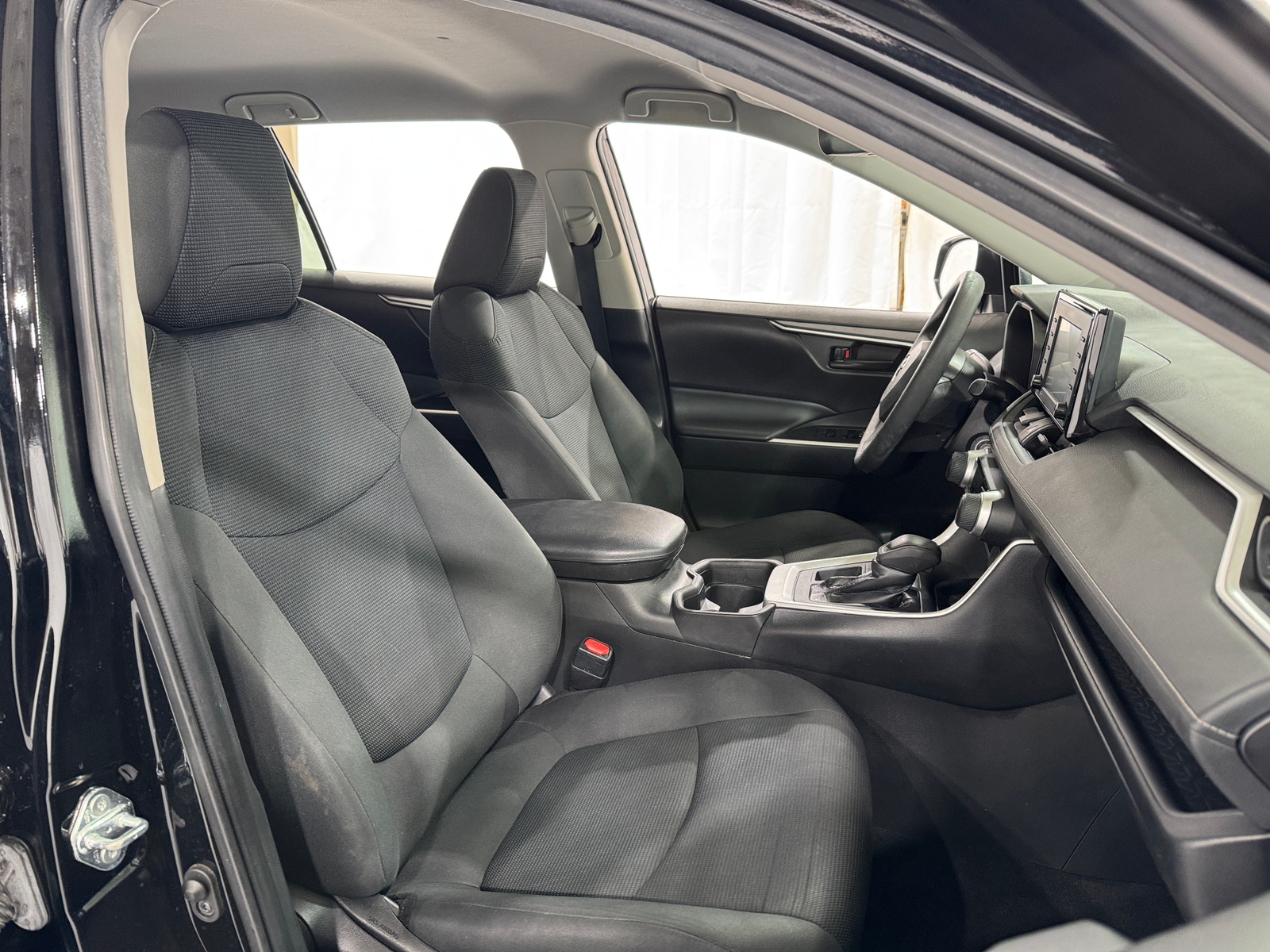 Thumbnail: 2021 Toyota RAV4 - 2