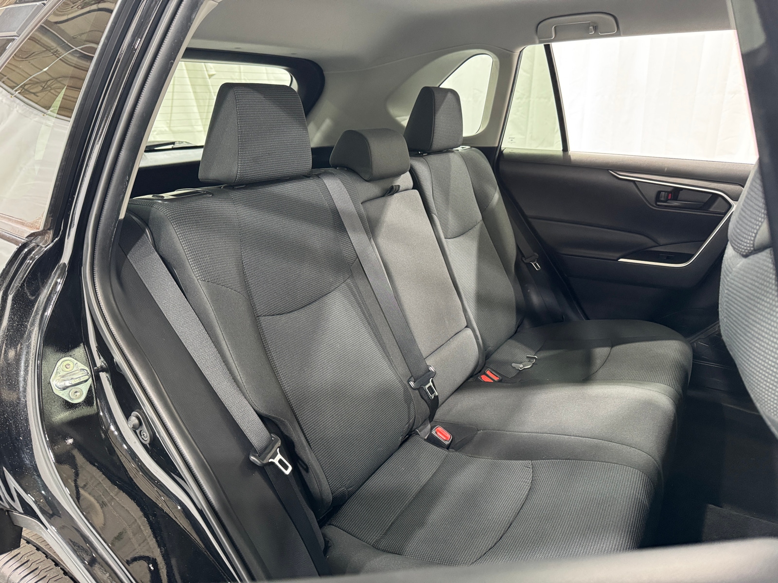 Thumbnail: 2021 Toyota RAV4 - 6