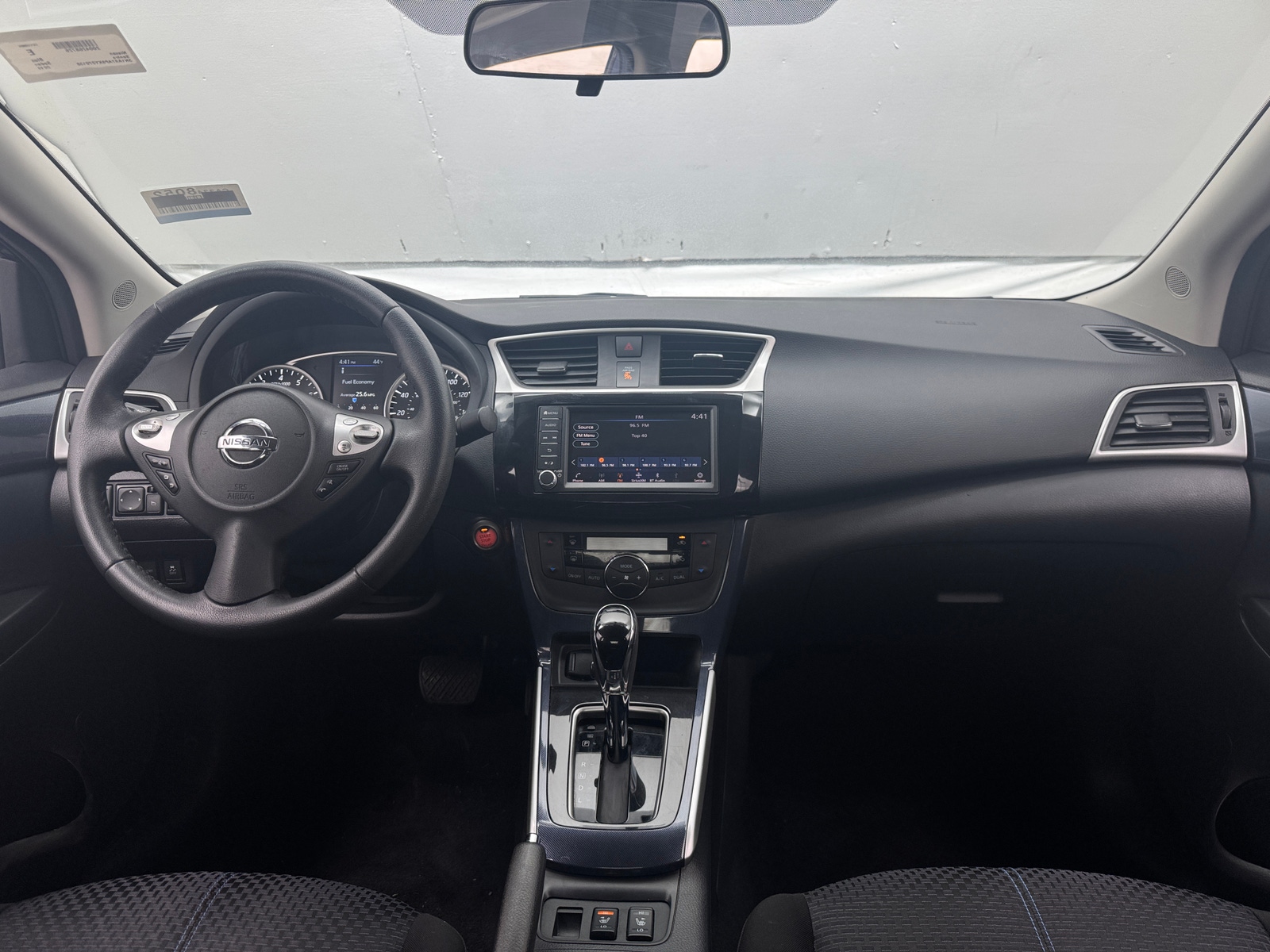 Thumbnail: 2019 Nissan Sentra - 3