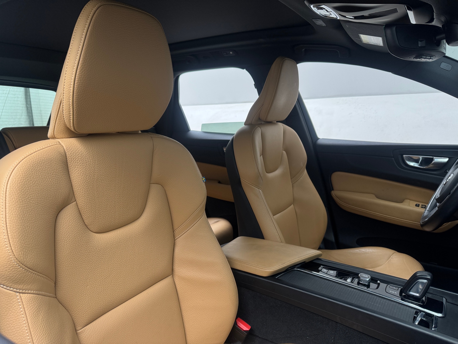 Thumbnail: 2020 Volvo XC60 - 2