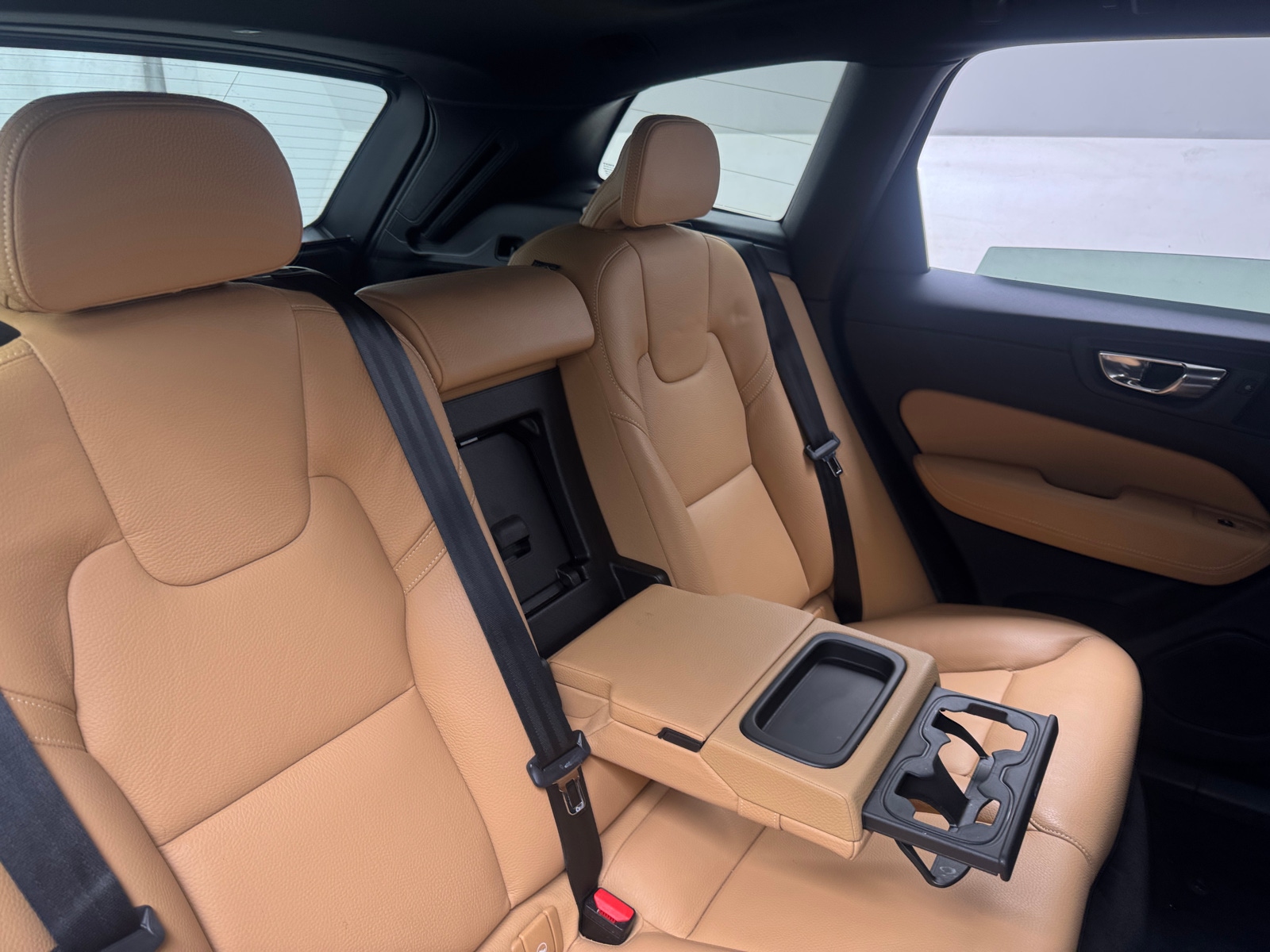 Thumbnail: 2020 Volvo XC60 - 6