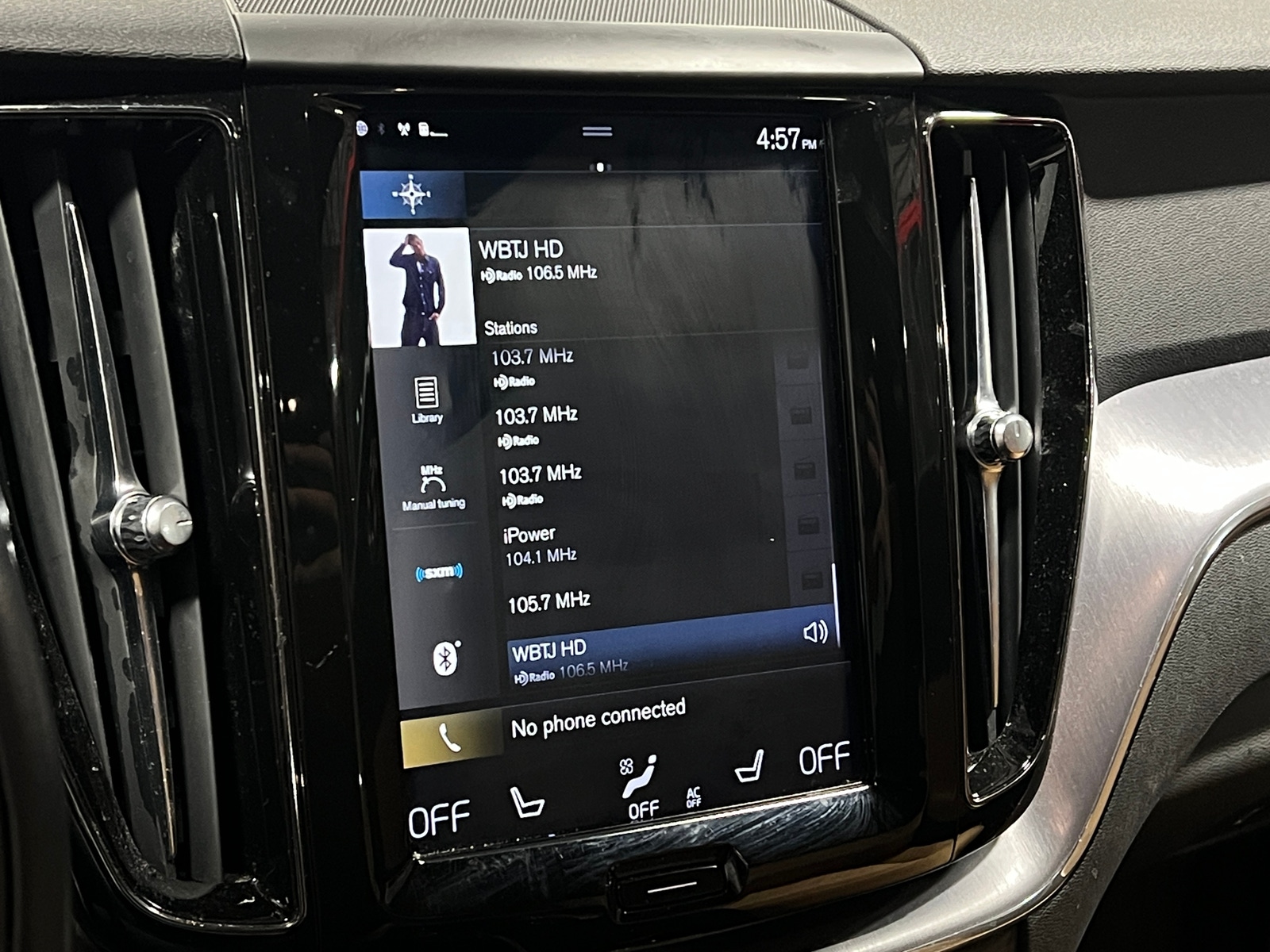 Thumbnail: 2020 Volvo XC60 - 4