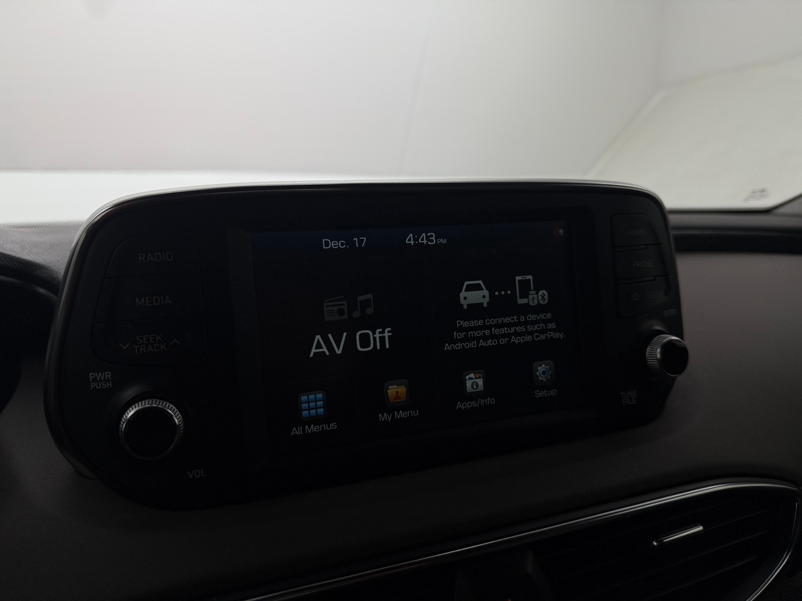 Thumbnail: 2020 Hyundai Santa Fe - 3