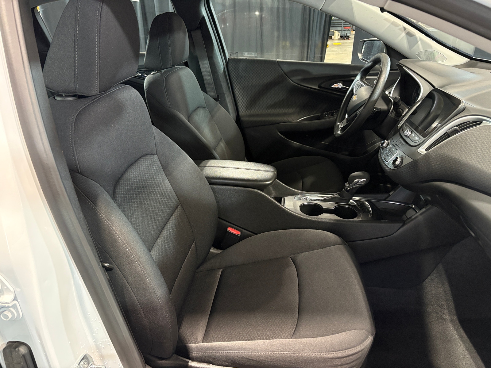 Thumbnail: 2023 Chevrolet Malibu - 2