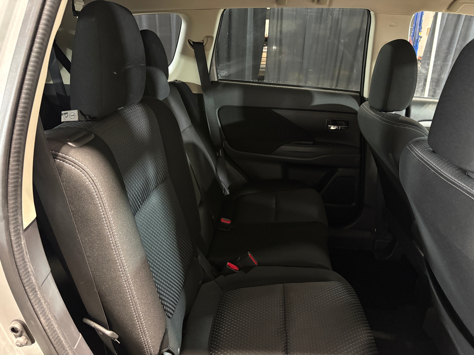 Thumbnail: 2018 Mitsubishi Outlander - 6