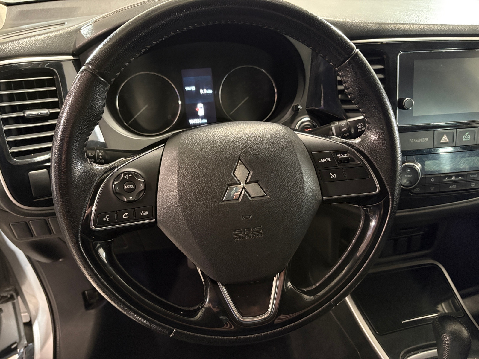 Thumbnail: 2018 Mitsubishi Outlander - 5