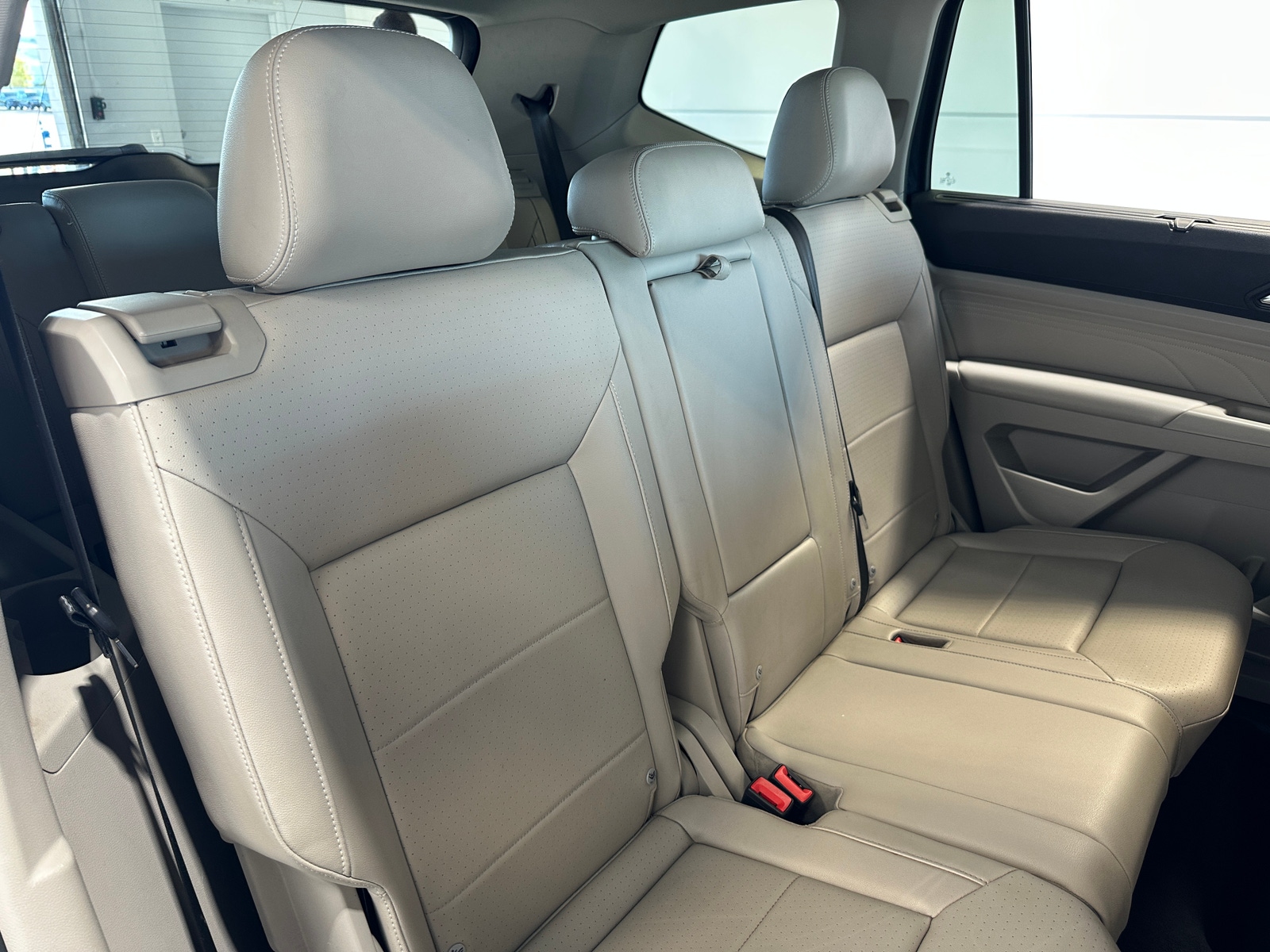 Thumbnail: 2022 Volkswagen Atlas - 5