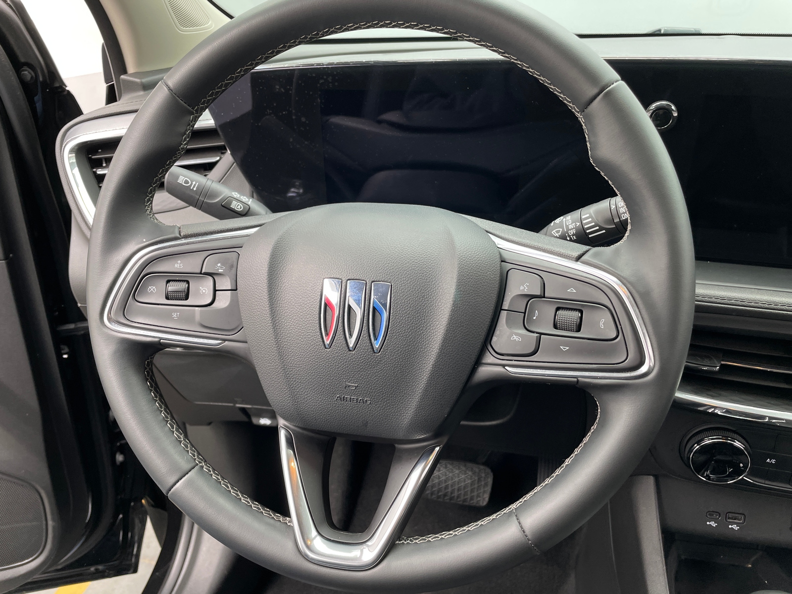 Thumbnail: 2025 Buick Encore GX - 5