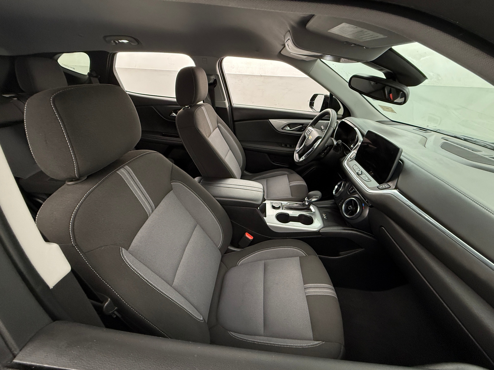 Thumbnail: 2023 Chevrolet Blazer - 2