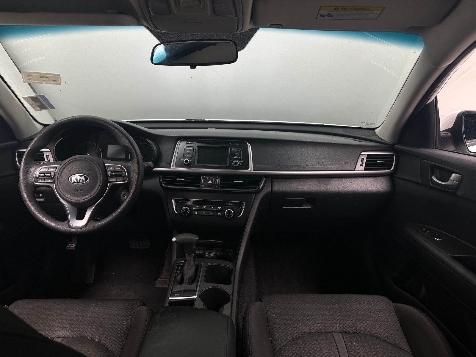 Thumbnail: 2017 Kia Optima - 3