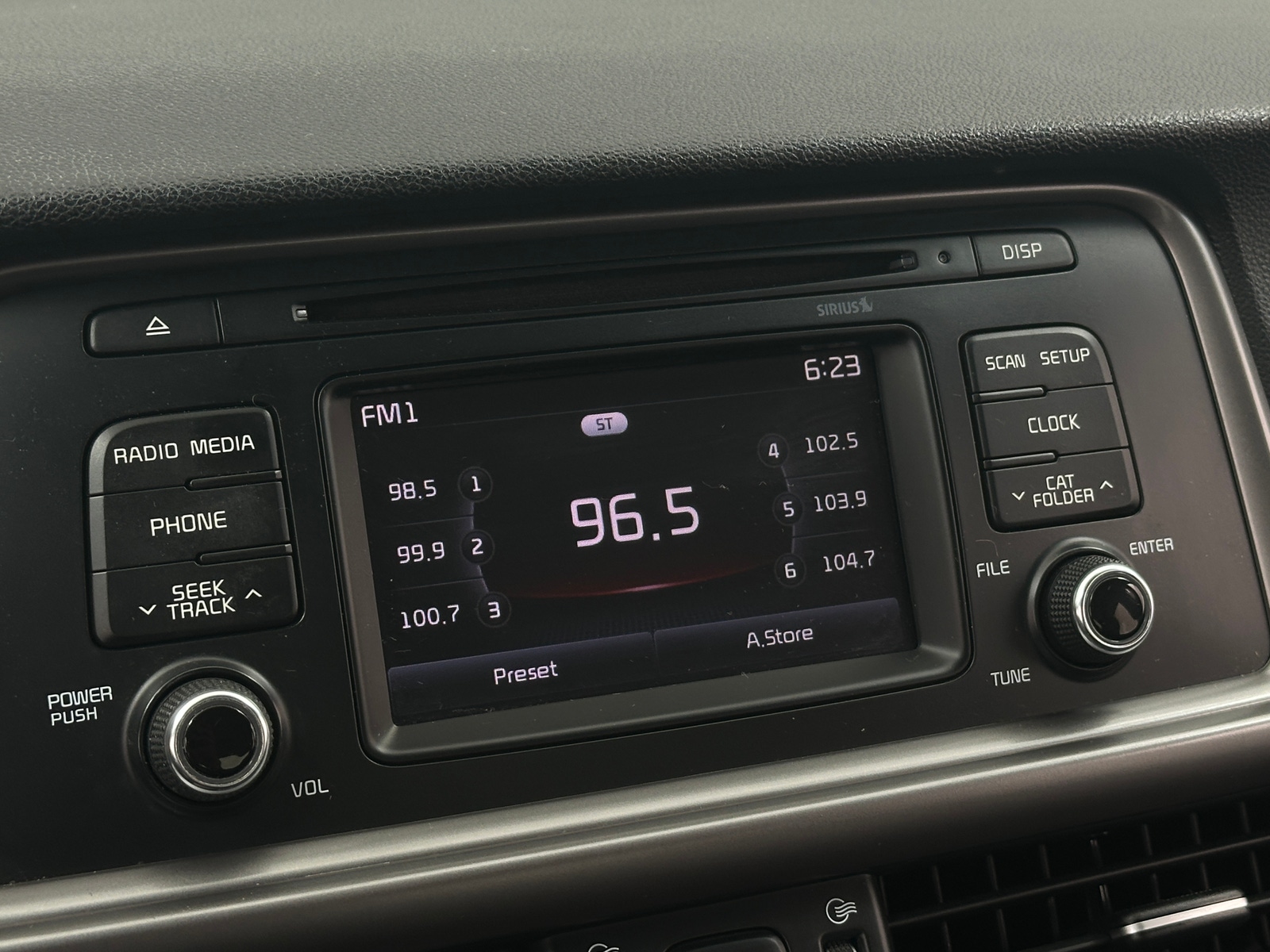 Thumbnail: 2017 Kia Optima - 4