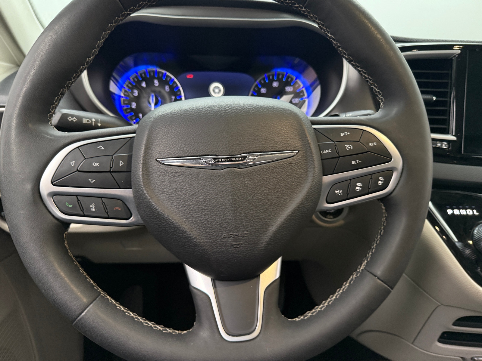 Thumbnail: 2024 Chrysler Pacifica - 4