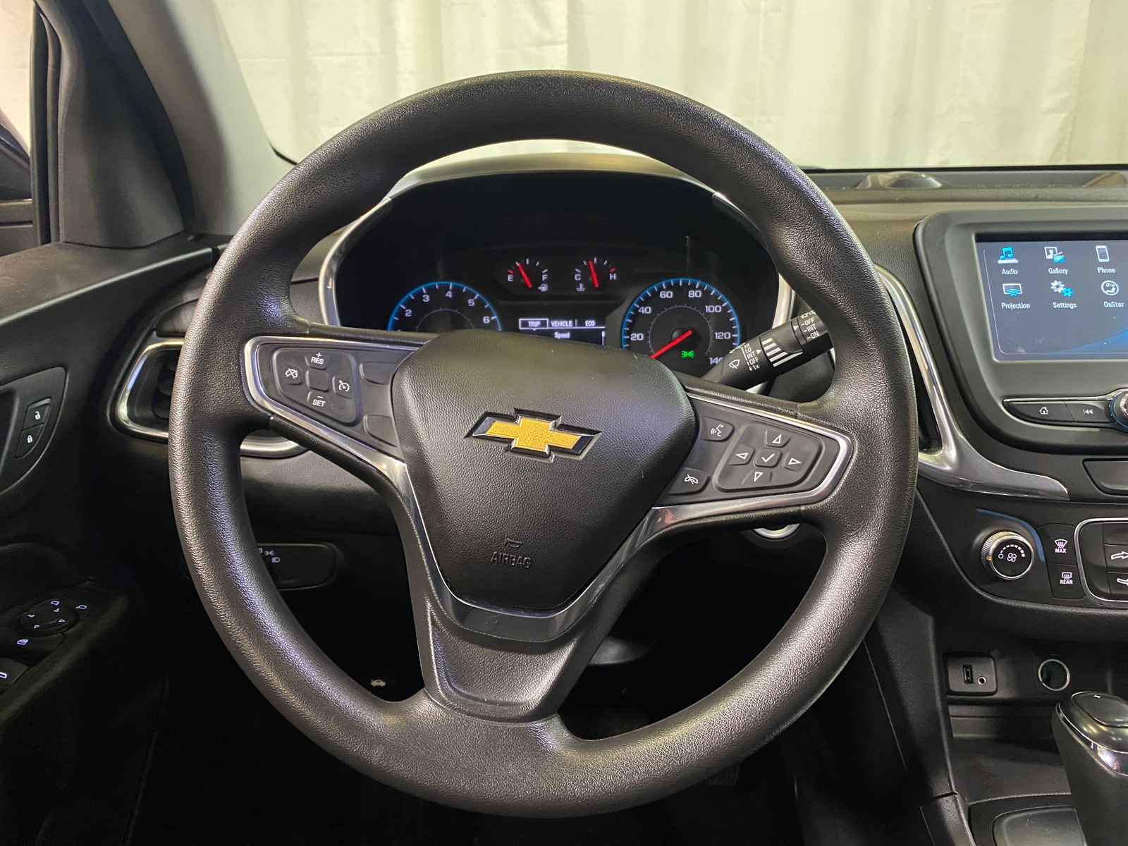 Thumbnail: 2018 Chevrolet Equinox - 5