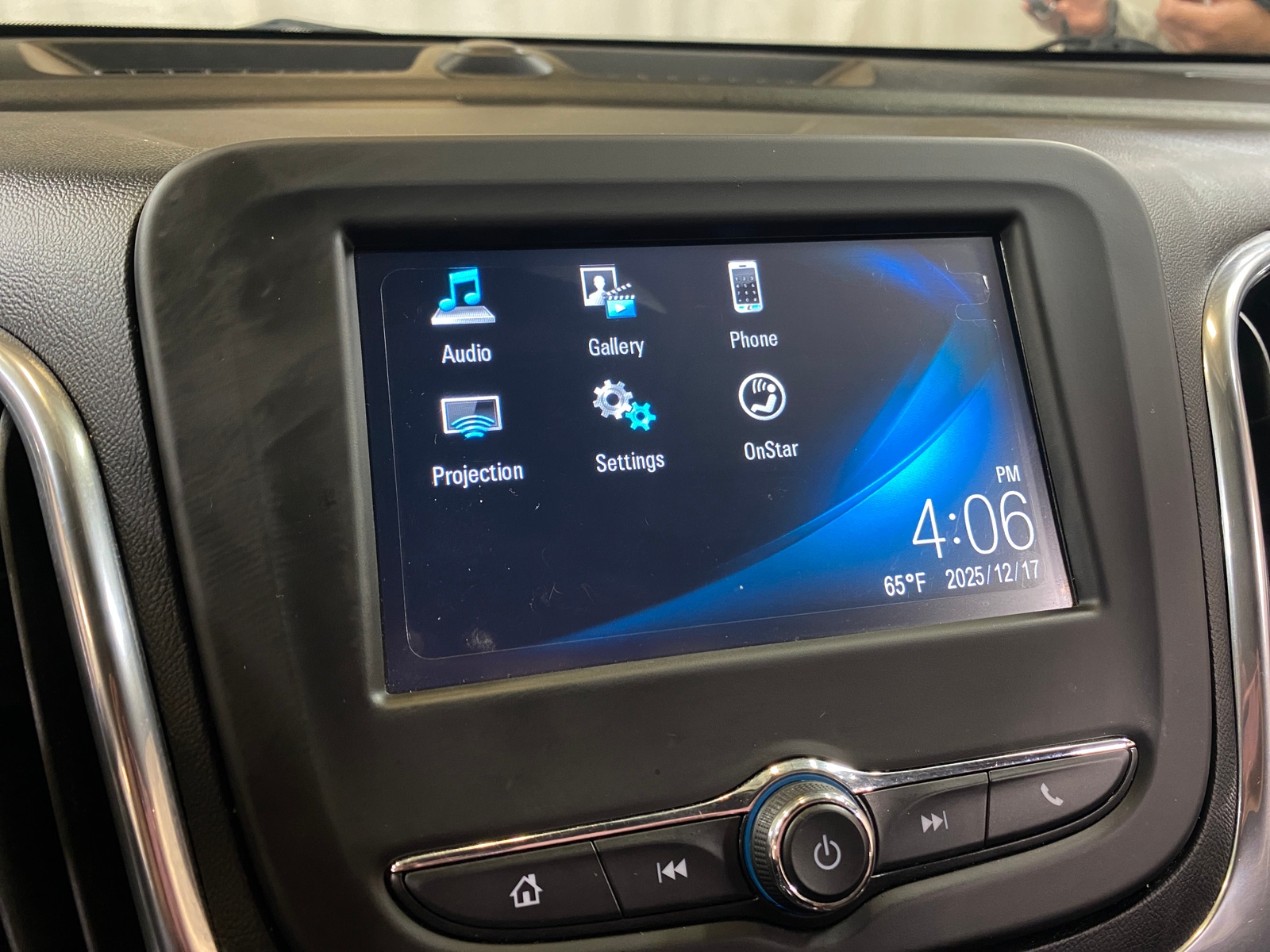 Thumbnail: 2018 Chevrolet Equinox - 4