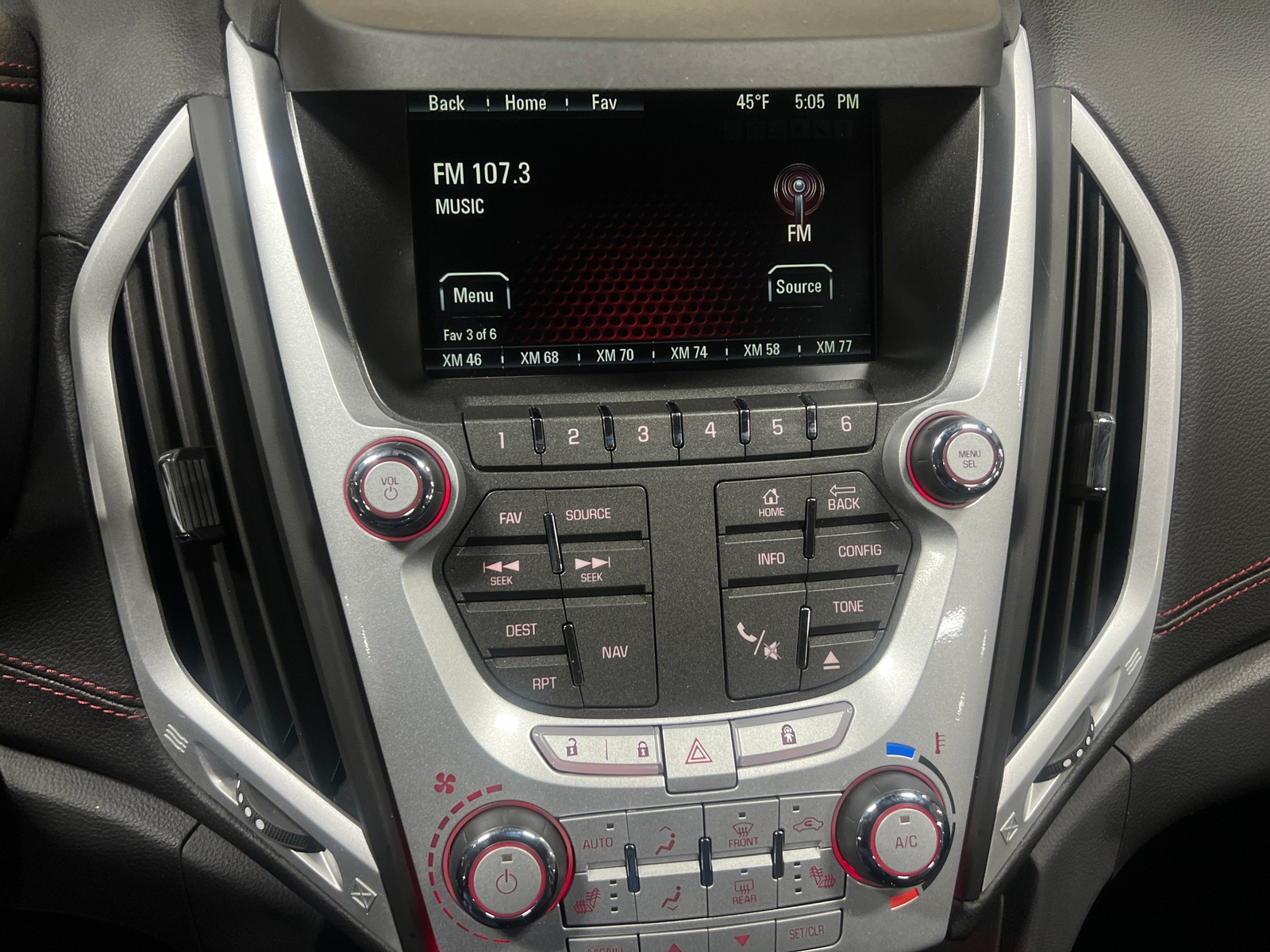 Thumbnail: 2014 GMC Terrain - 3