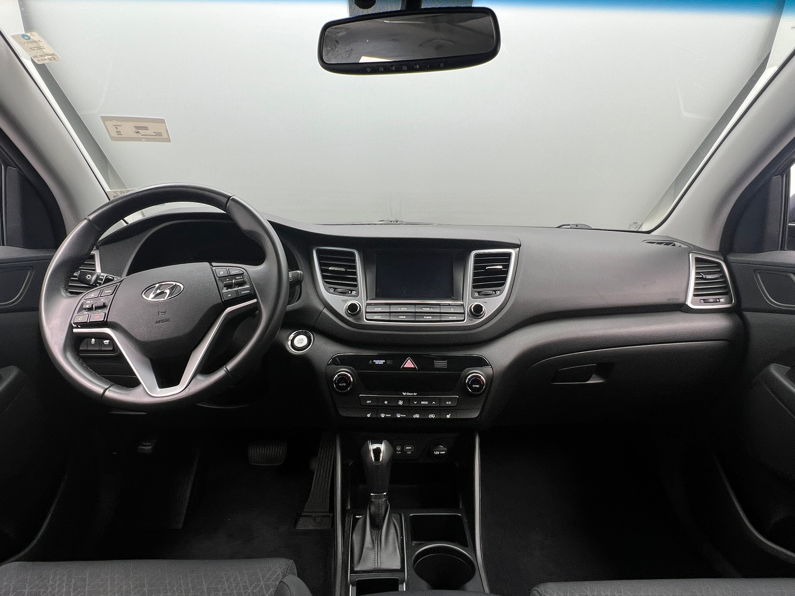 Thumbnail: 2018 Hyundai Tucson - 3