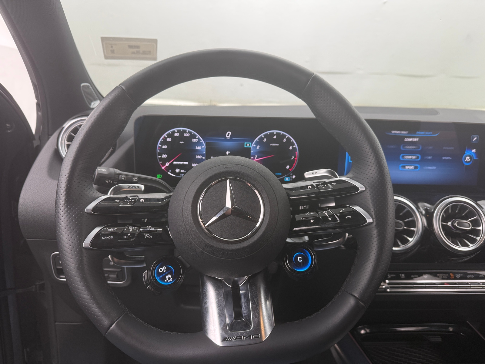 Thumbnail: 2025 Mercedes-Benz GLA - 4