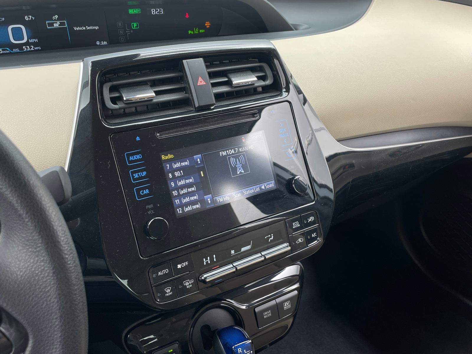 Thumbnail: 2019 Toyota Prius - 4