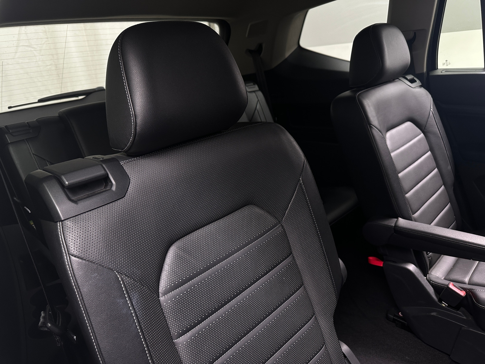 Thumbnail: 2018 Volkswagen Atlas - 5