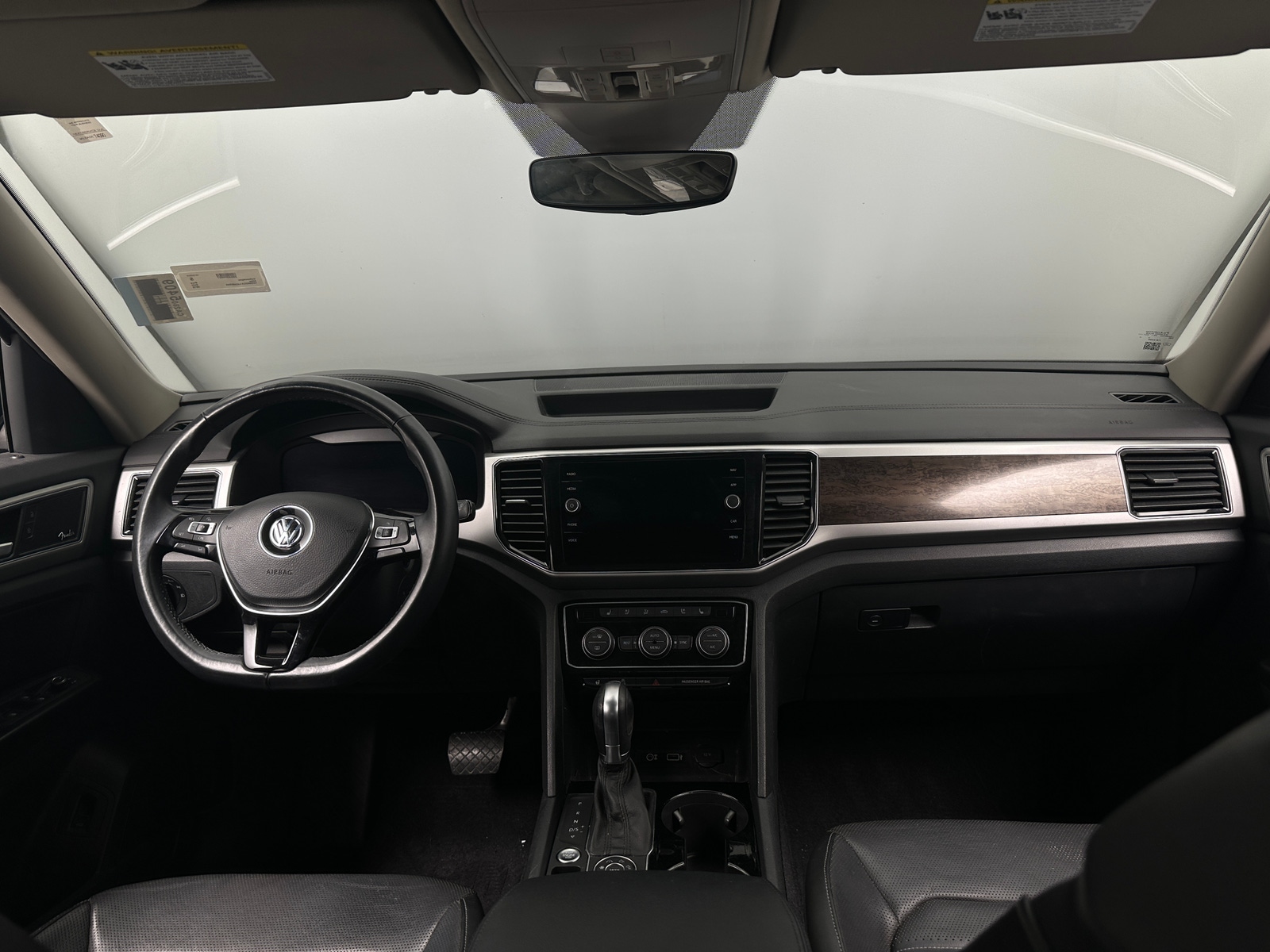 Thumbnail: 2018 Volkswagen Atlas - 2