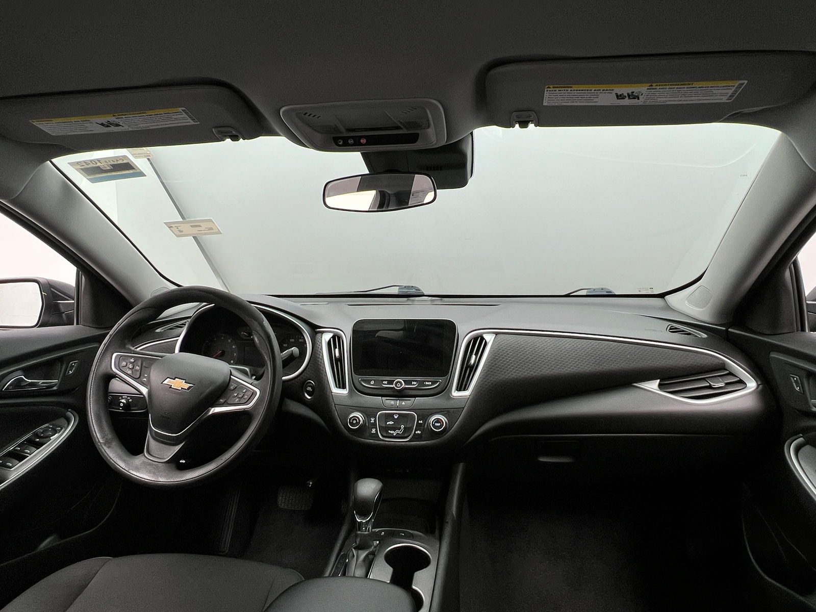 Thumbnail: 2023 Chevrolet Malibu - 3