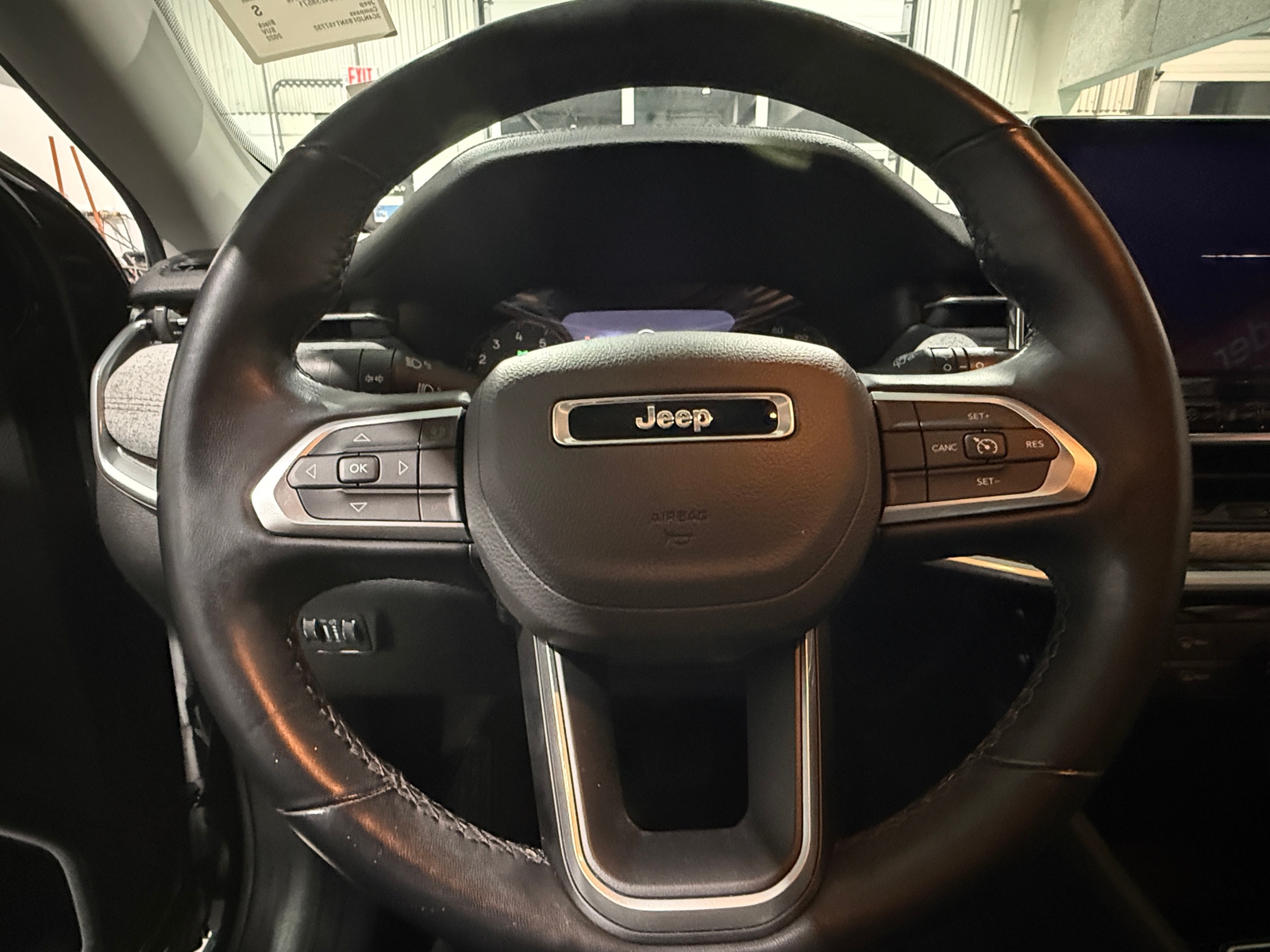 Thumbnail: 2022 Jeep Compass - 4