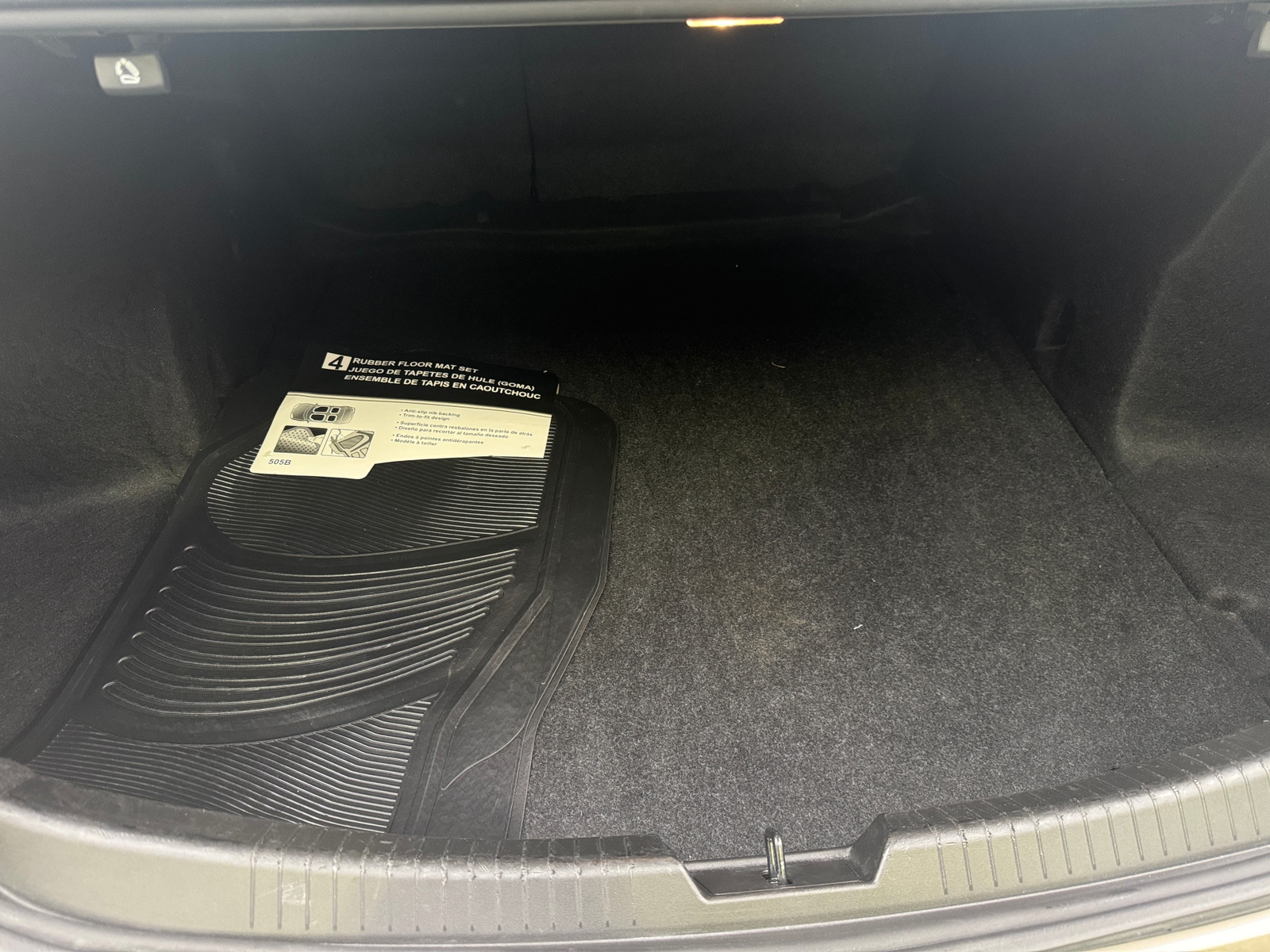 Thumbnail: 2024 Chevrolet Malibu - 7