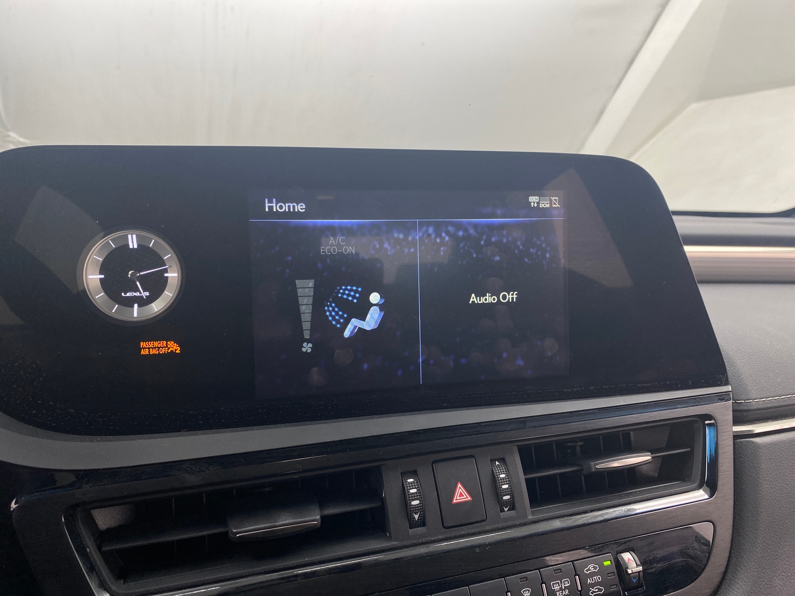 Thumbnail: 2022 Lexus ES - 3