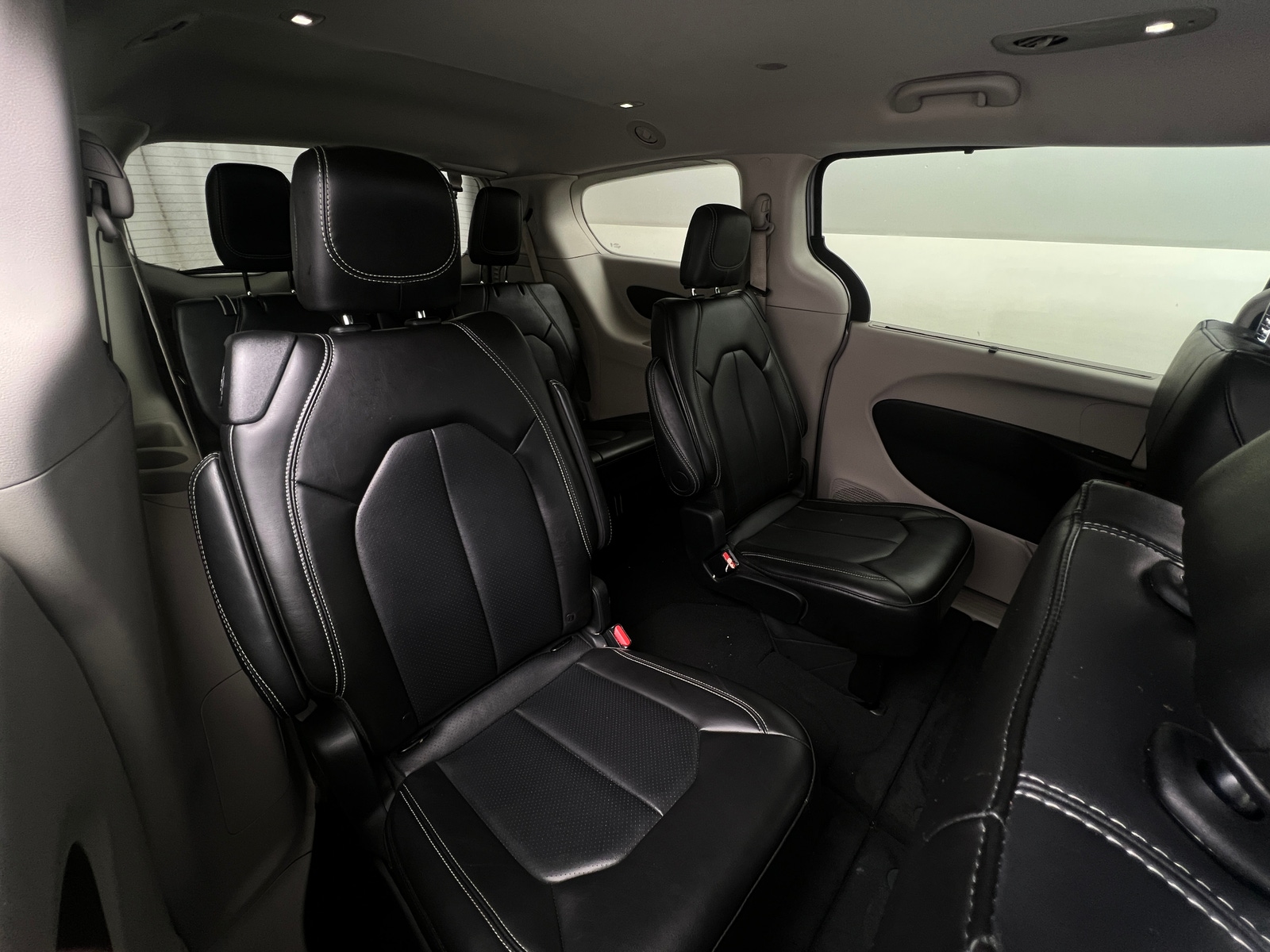 Thumbnail: 2024 Chrysler Pacifica - 5