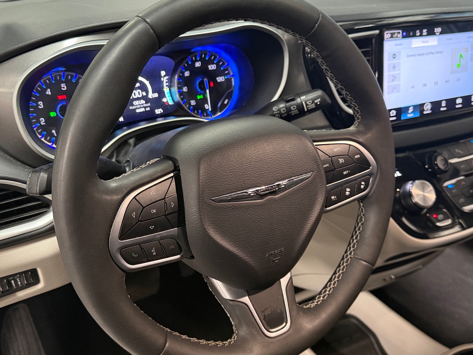 Thumbnail: 2024 Chrysler Pacifica - 4