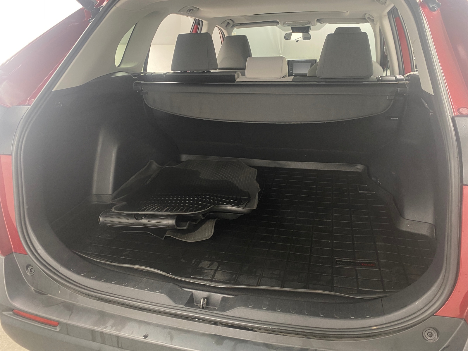 Thumbnail: 2021 Toyota RAV4 - 7