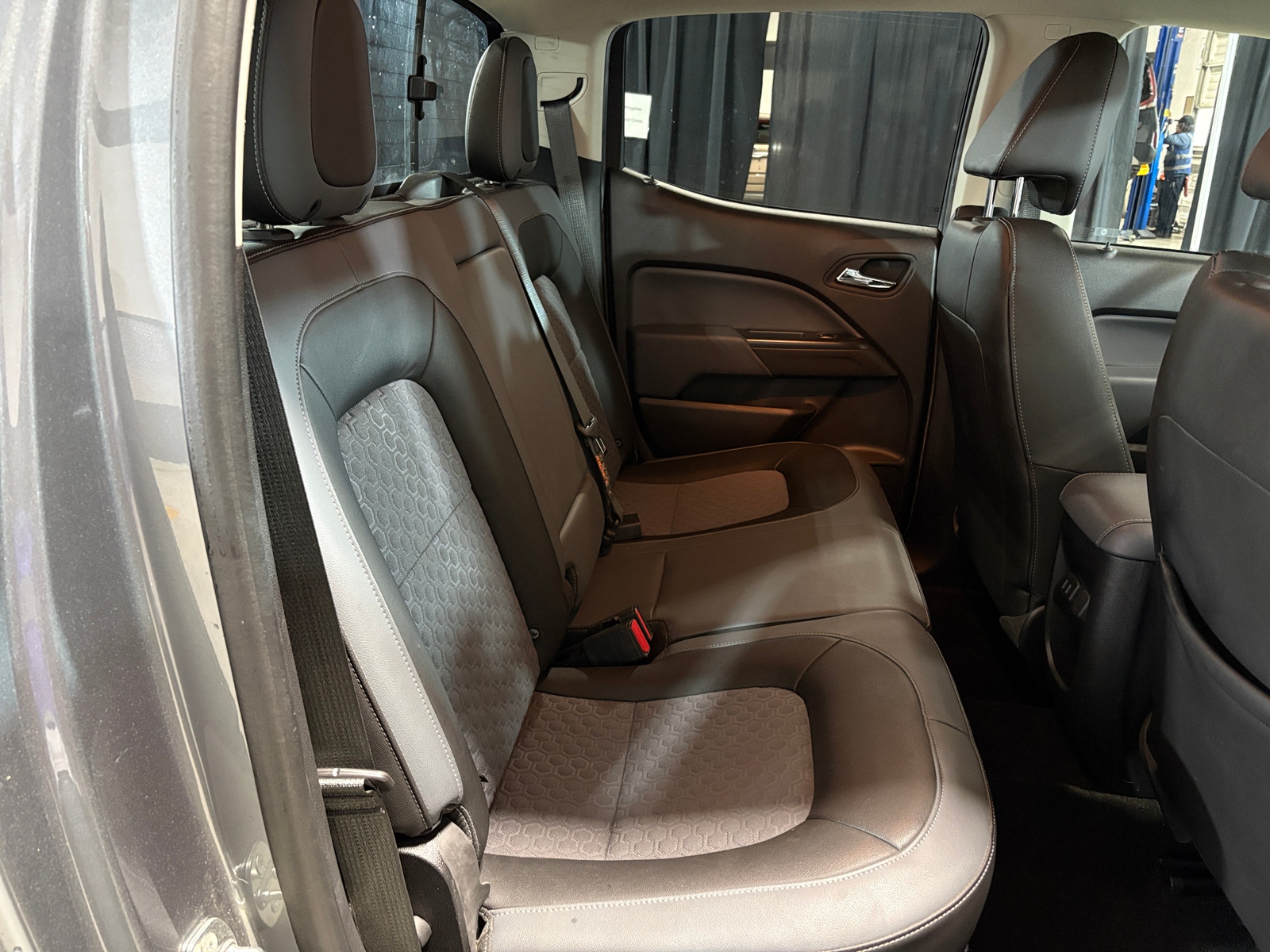 Thumbnail: 2018 Chevrolet Colorado - 6