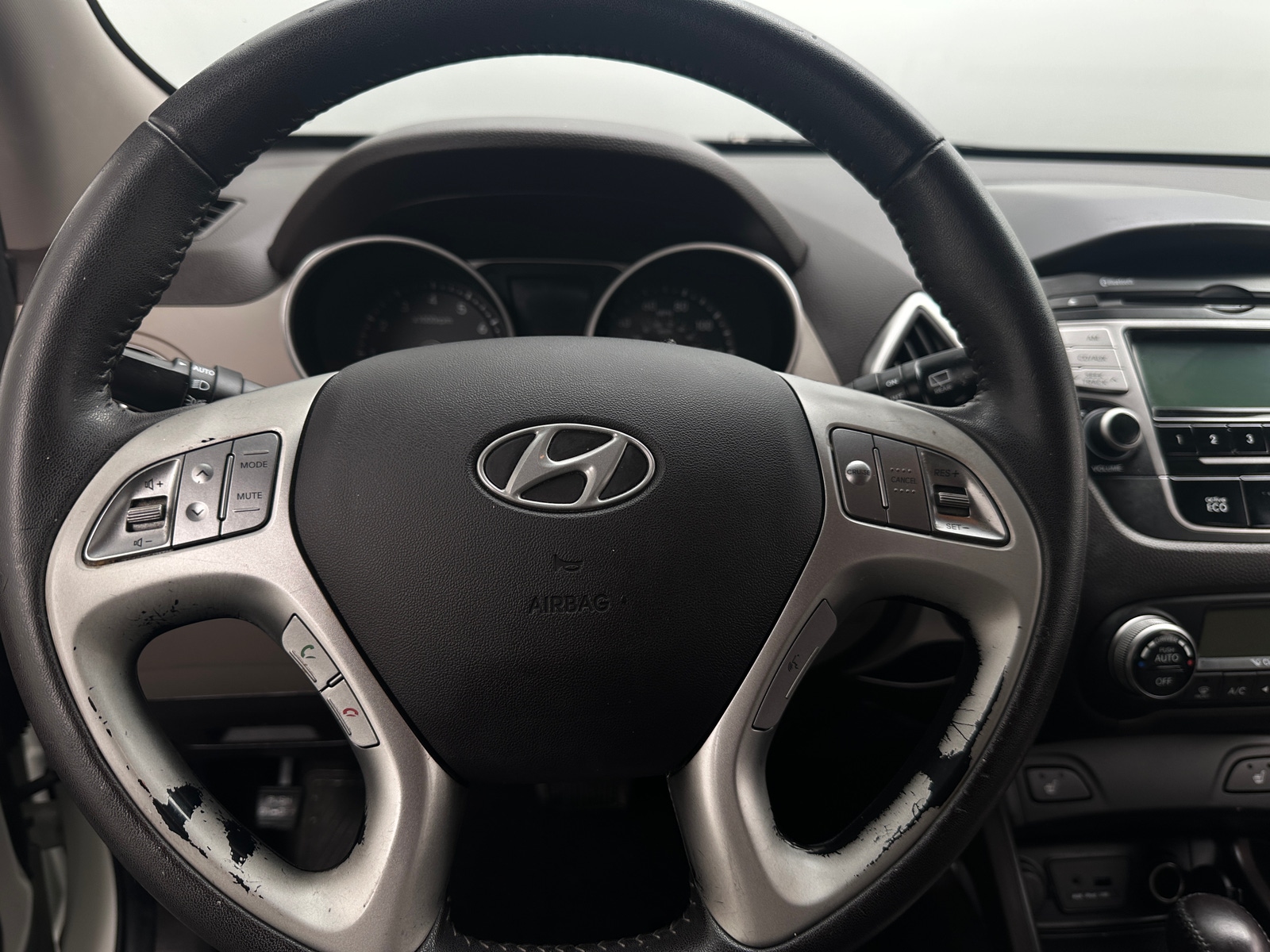 Thumbnail: 2013 Hyundai Tucson - 4