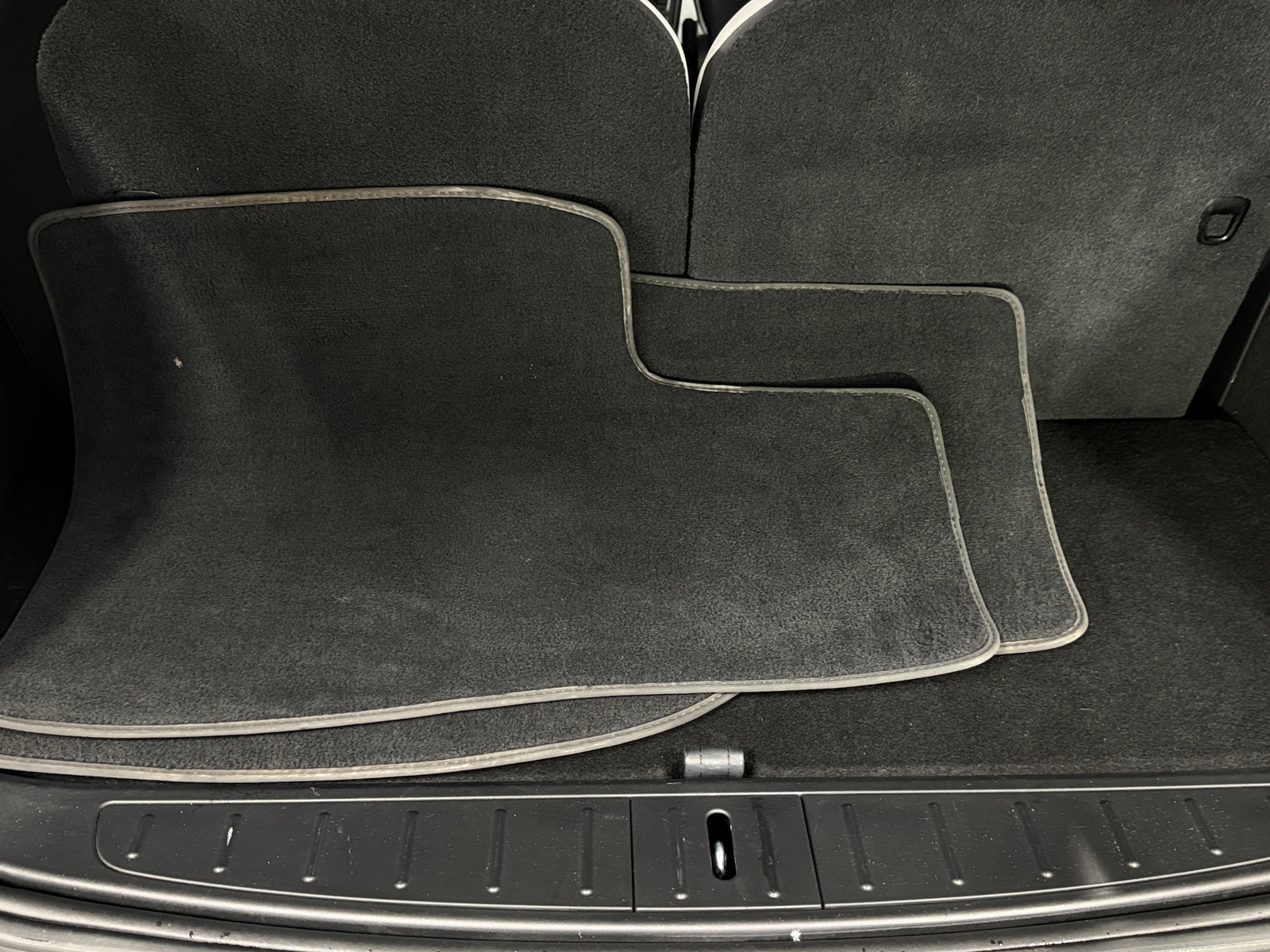 Thumbnail: 2020 Tesla Model X - 6