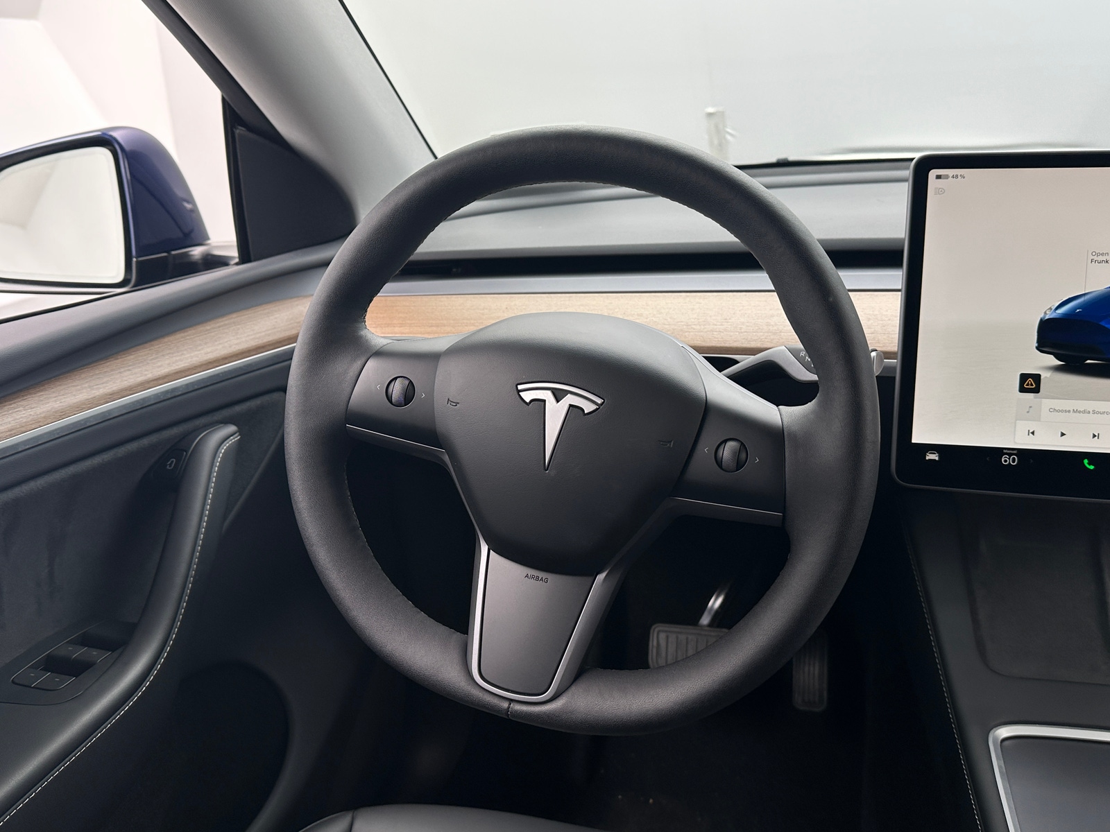 Thumbnail: 2023 Tesla Model Y - 4