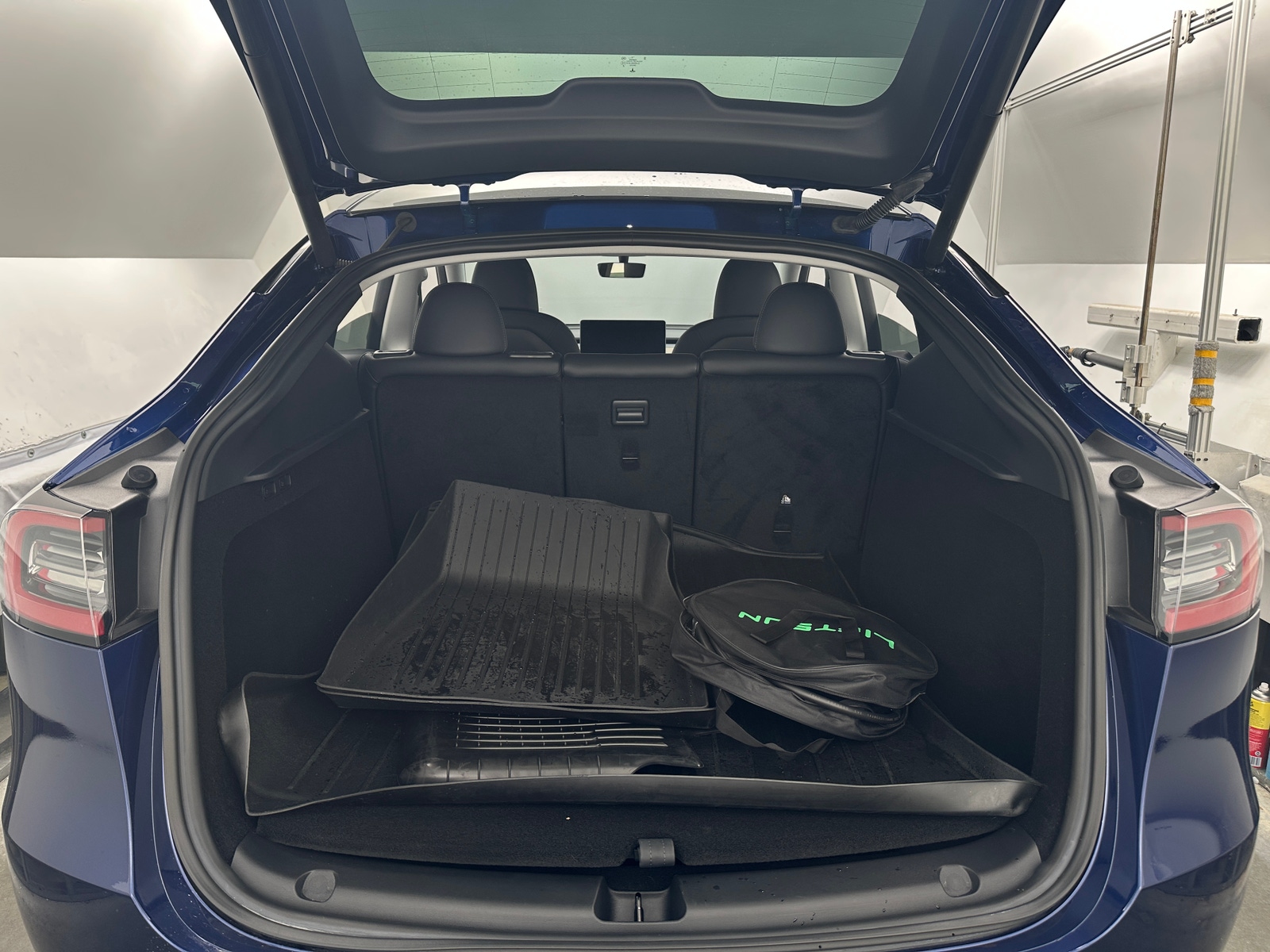 Thumbnail: 2023 Tesla Model Y - 6