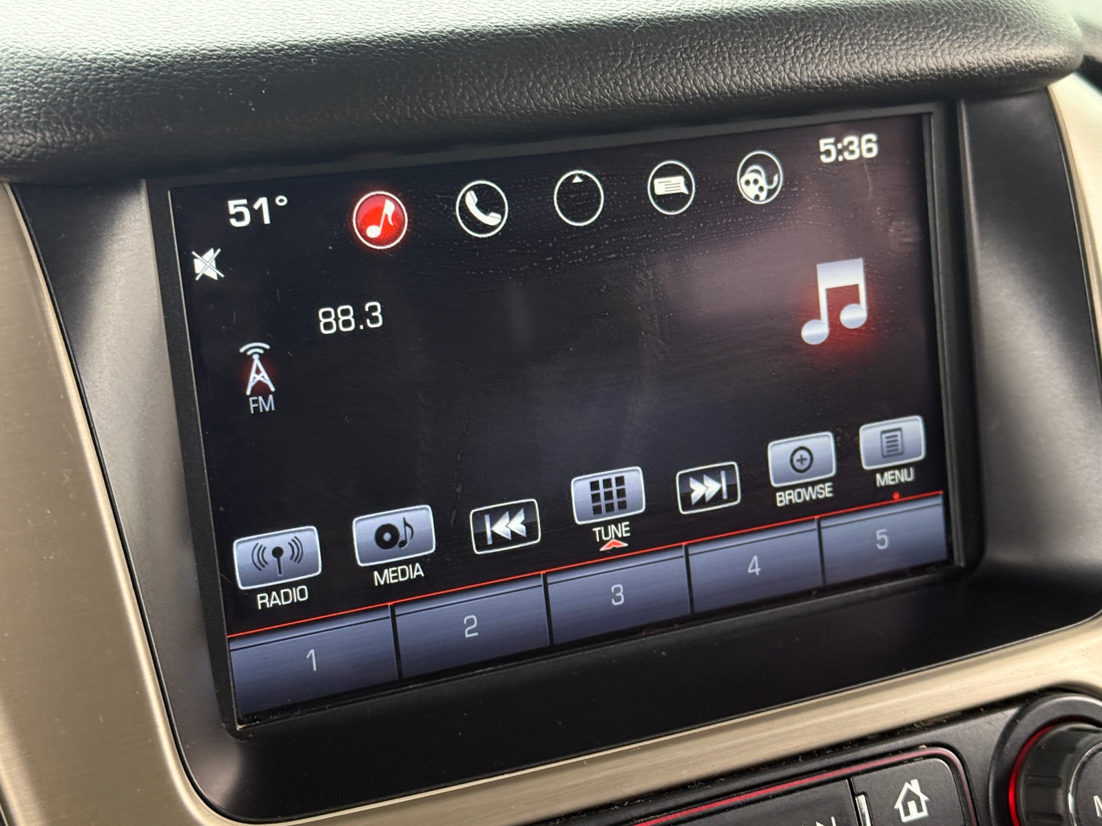 Thumbnail: 2016 GMC Yukon - 3